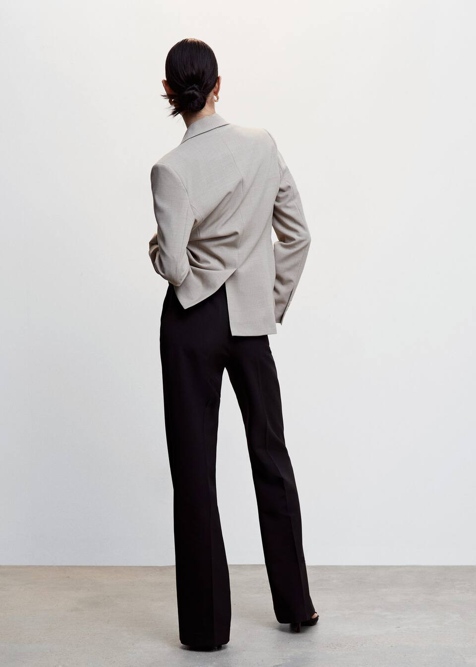 Trousers for Women 2023 | Mango United Kingdom | MANGO (UK)