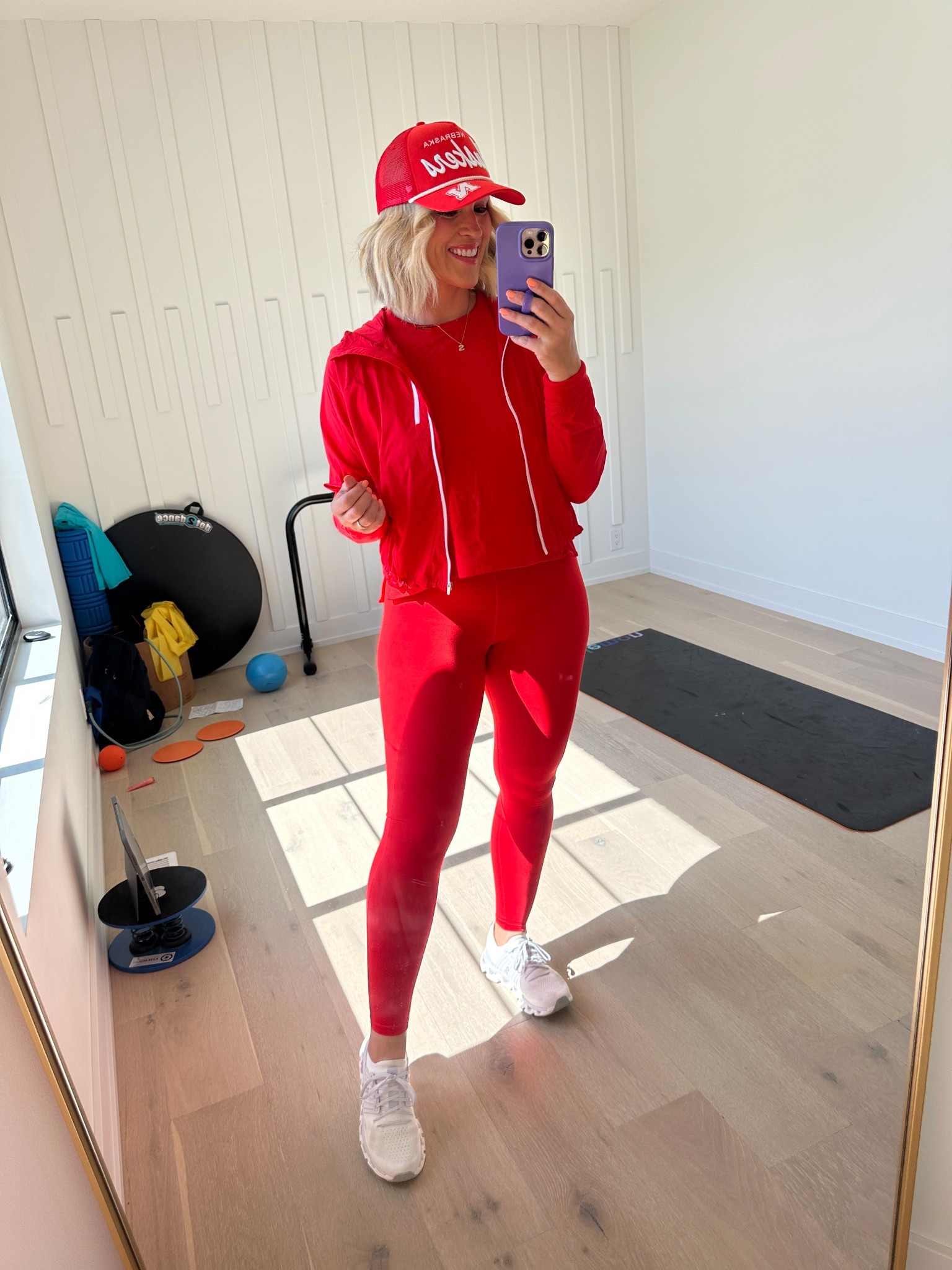 Geranium Red 🌷🍁!!! Small jacket and small leggings!!! #hocspring #hocautumn 

#LTKSaleAlert #LTKFindsUnder50 #LTKActive