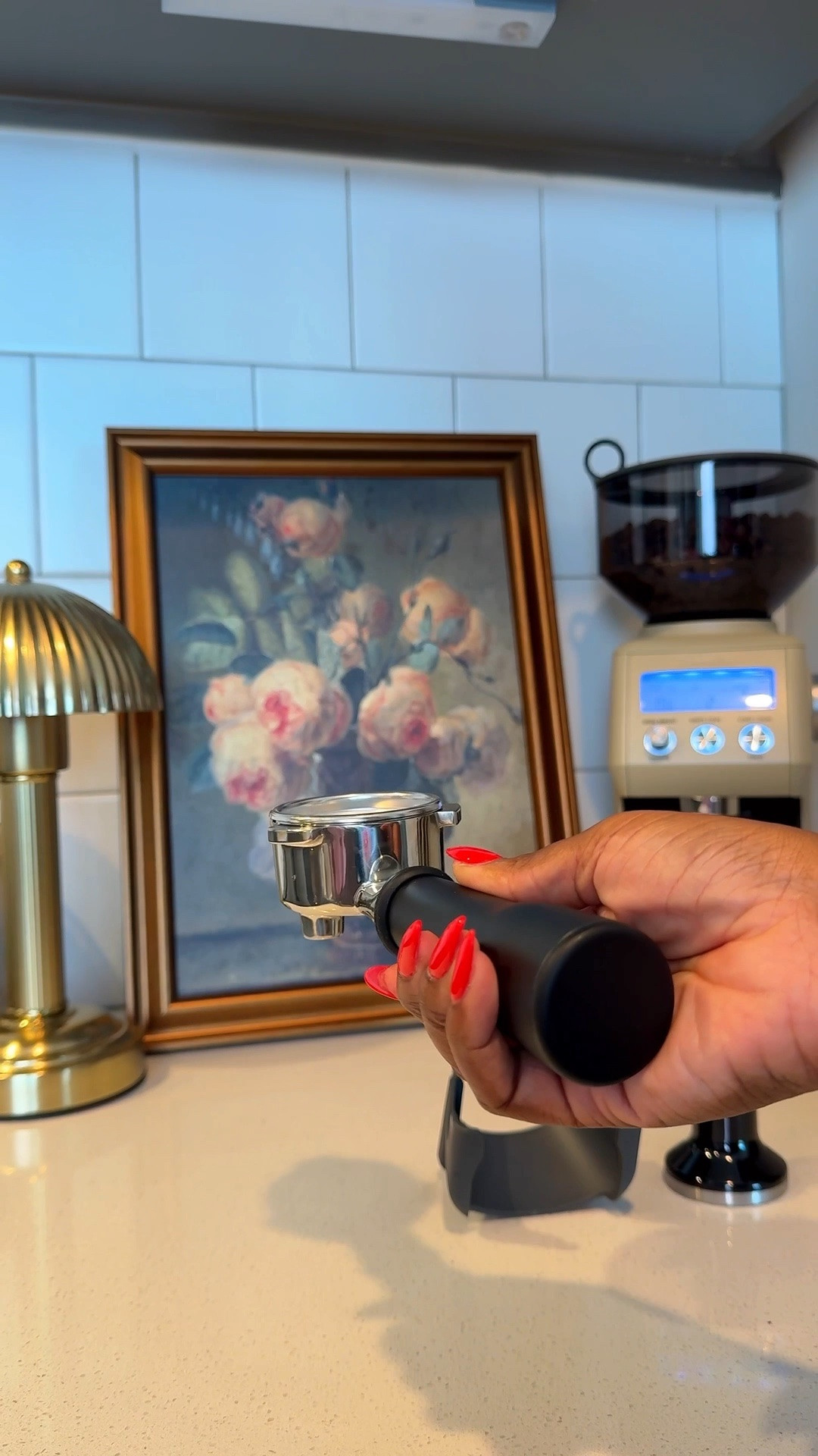 Cozy Sunday mornings call for Lattes ☕️ Practicing pulling espresso shots with my Breville Bambino plus & grinder 🫶🏾✨

#LTKmorningroutine #LTKHome #LTKdayinmylife