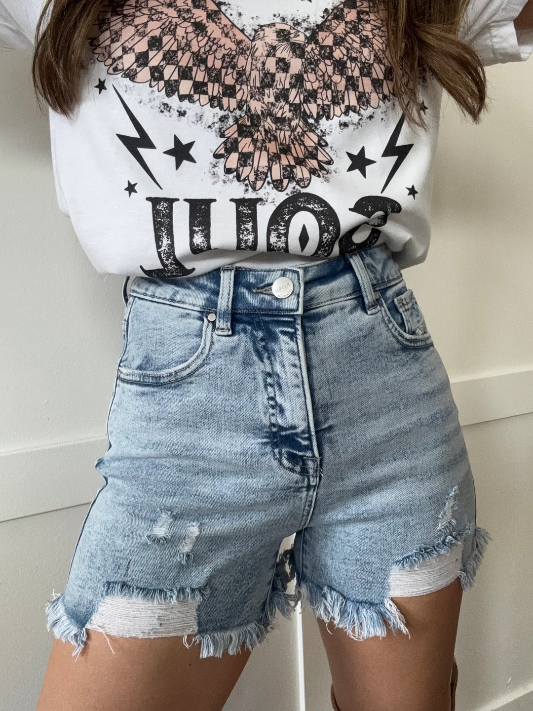 On The Go Risen Distressed Shorts- Acid Medium Wash | Willow Boutique