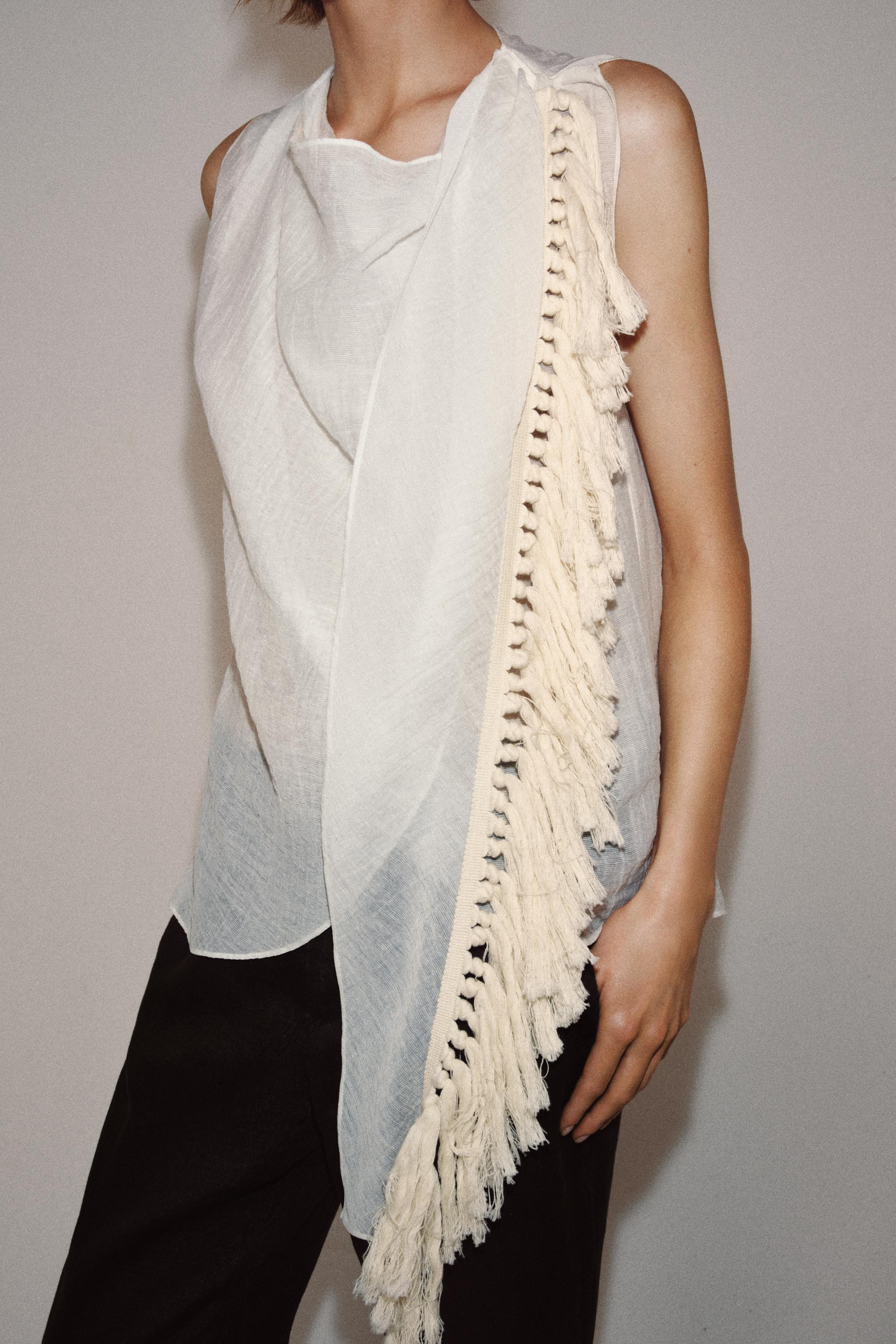 TOP MIT FRANSEN ZW COLLECTION | Zara DE