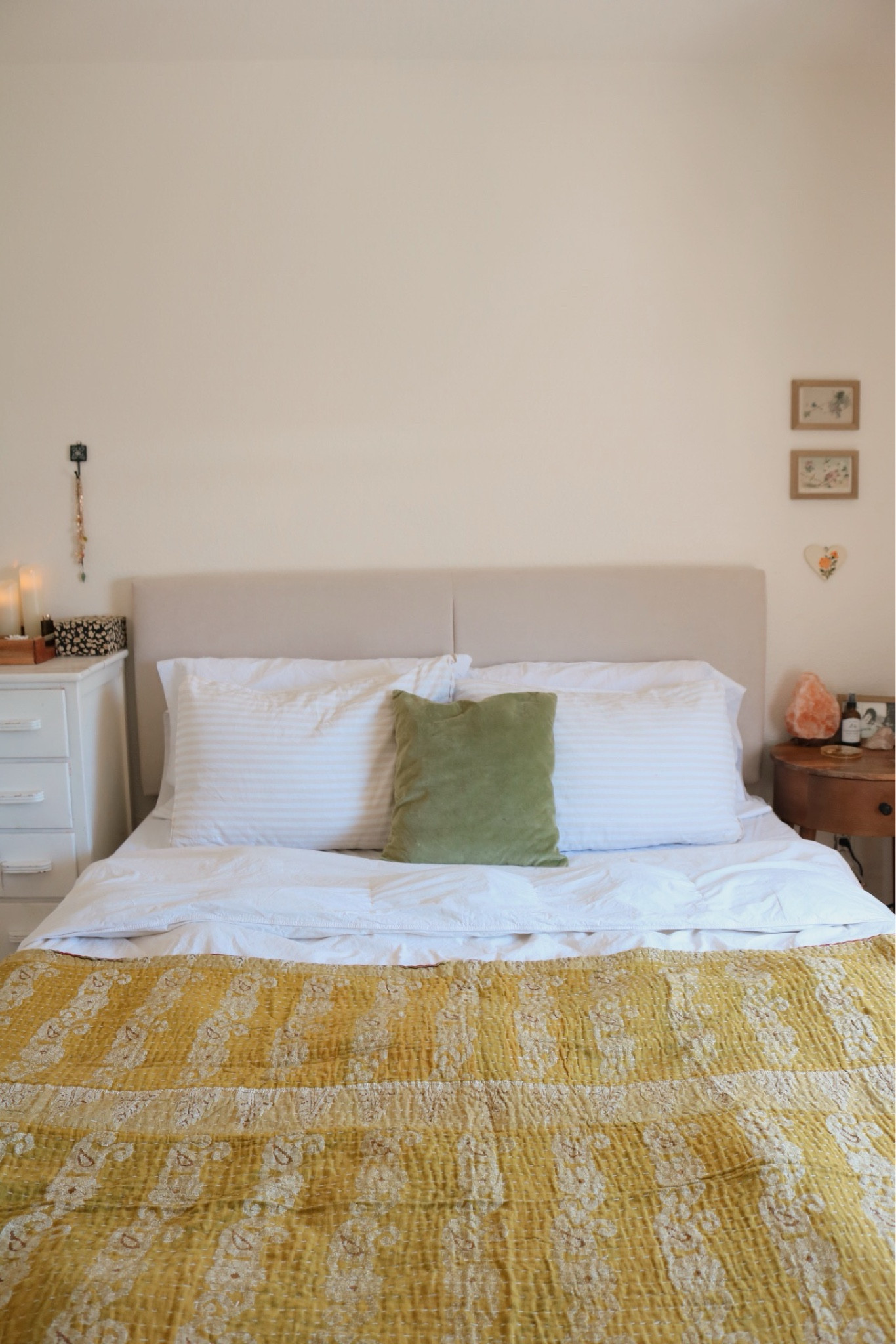The coziest bed 🌼

#LTKSeasonal #LTKHome #LTKSaleAlert