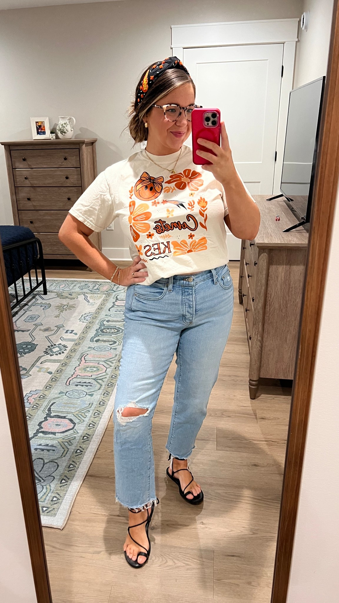 These jeans fit perfect every time I reach for them!! 

#LTKMidsize #LTKFindsUnder50 #LTKStyleTip