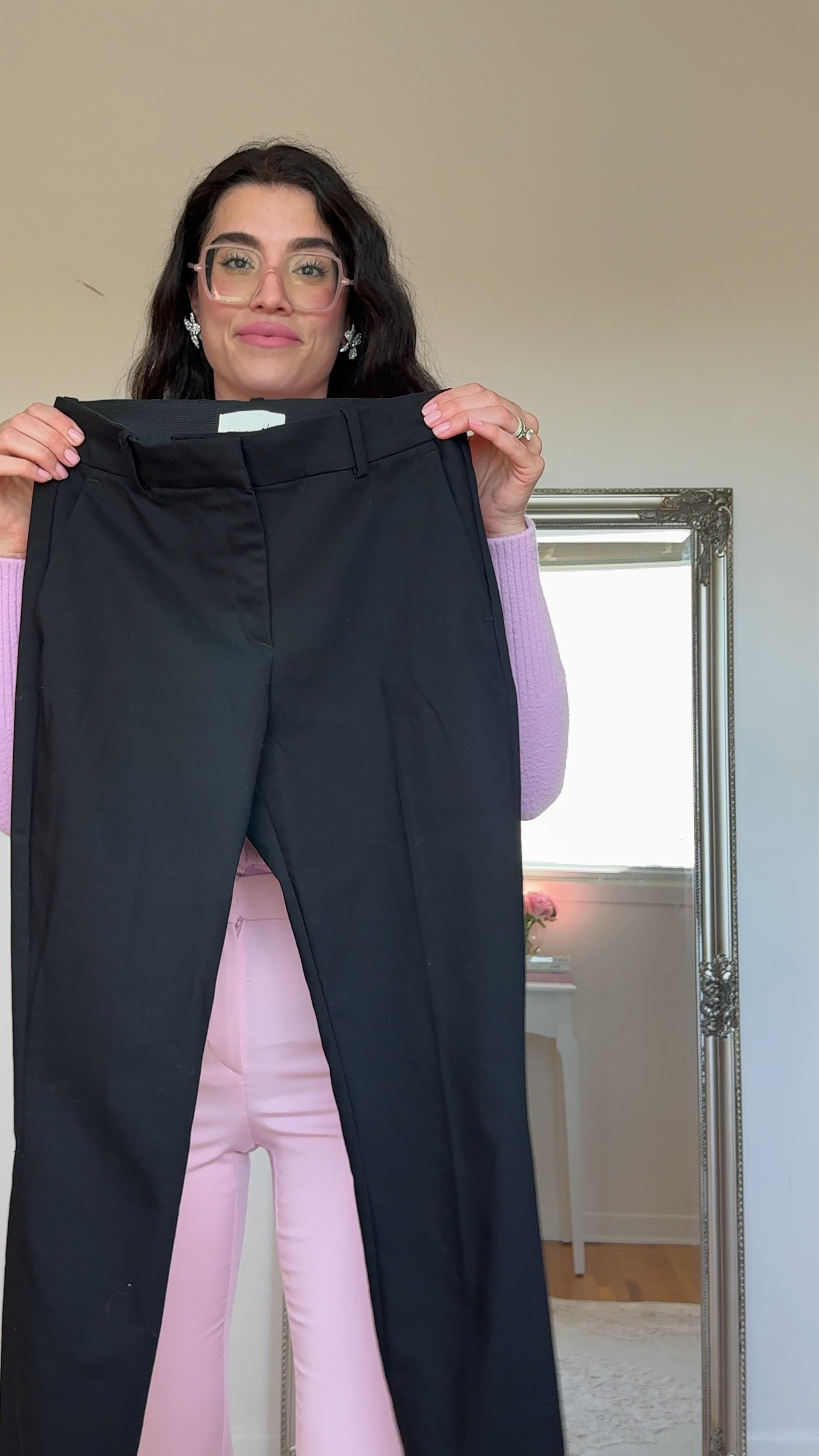 My favorite pants from H&M 
They have some stretch at the waist 19.99$

#LTKSeasonal 
#LTKfindsunder50 #LTKstyletip 
#LTKworkwear 