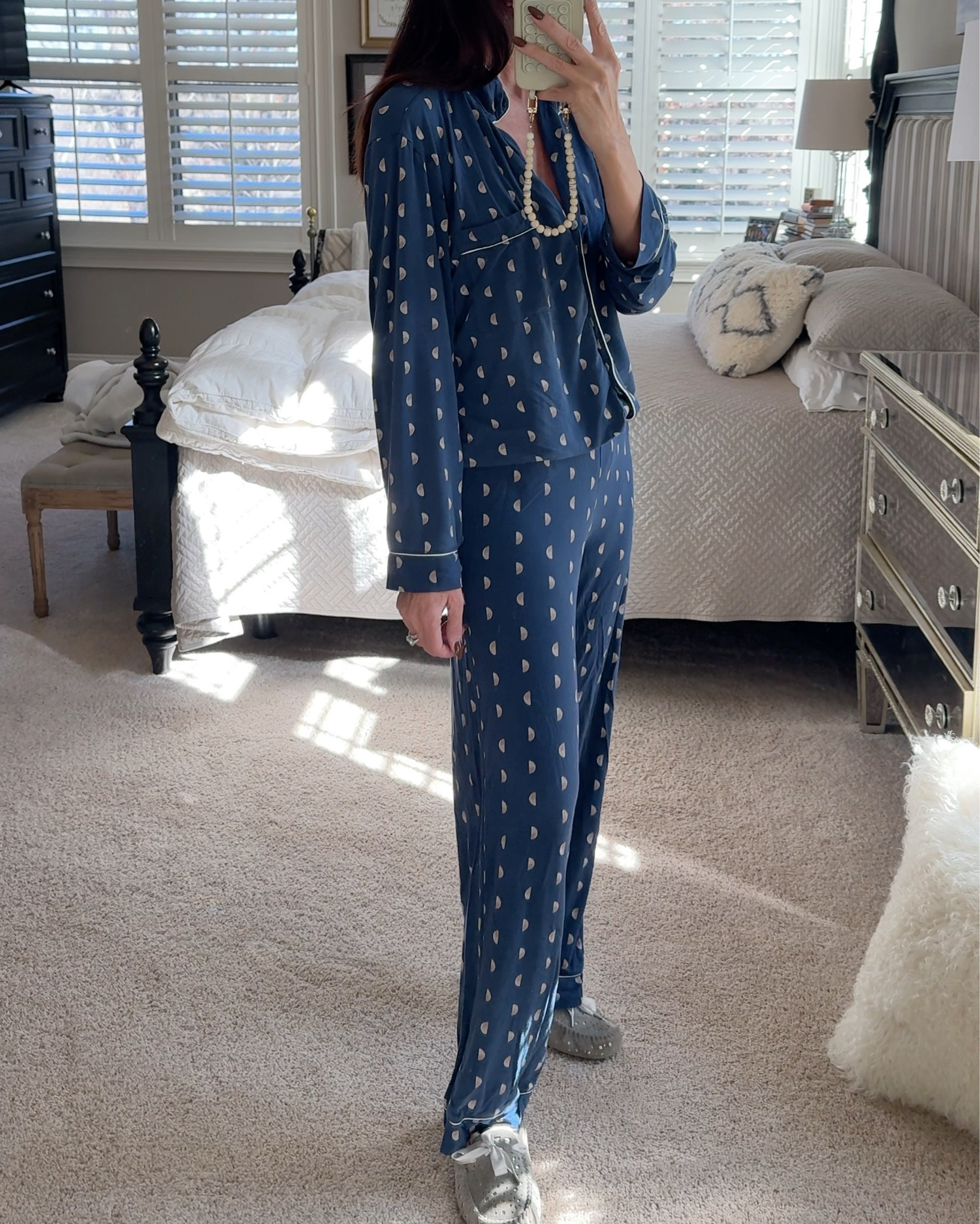 My favorite PJS 😴😴😴

#LTKCyberWeek #LTKGiftGuide #LTKHoliday