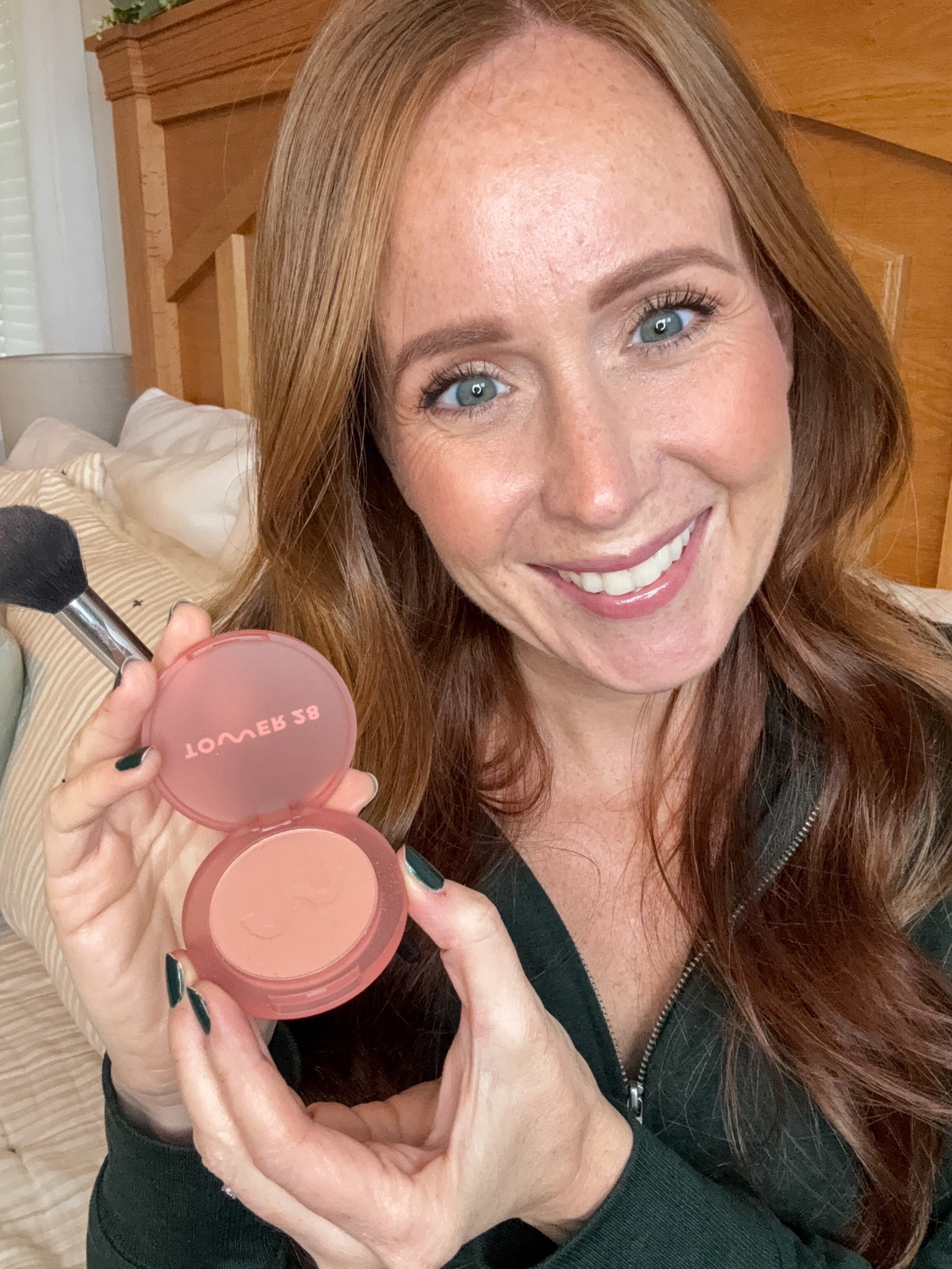 The most perfect powder blush that’s made with clean ingredients. This is a setting blush, packed with pigment, that lasts all day. Color is buildable, but you don’t need a lot which is great! This shade is “Long Beach Iced Tea” and is a warm mauve. Highly recommend !

#LTKOver40 #LTKFindsUnder50 #LTKBeauty