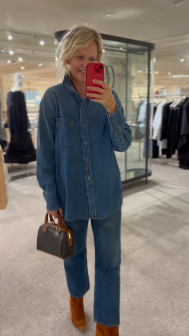 Tonal denim with suede 💙

#LTKVideo #LTKStyleTip #LTKShoeCrush