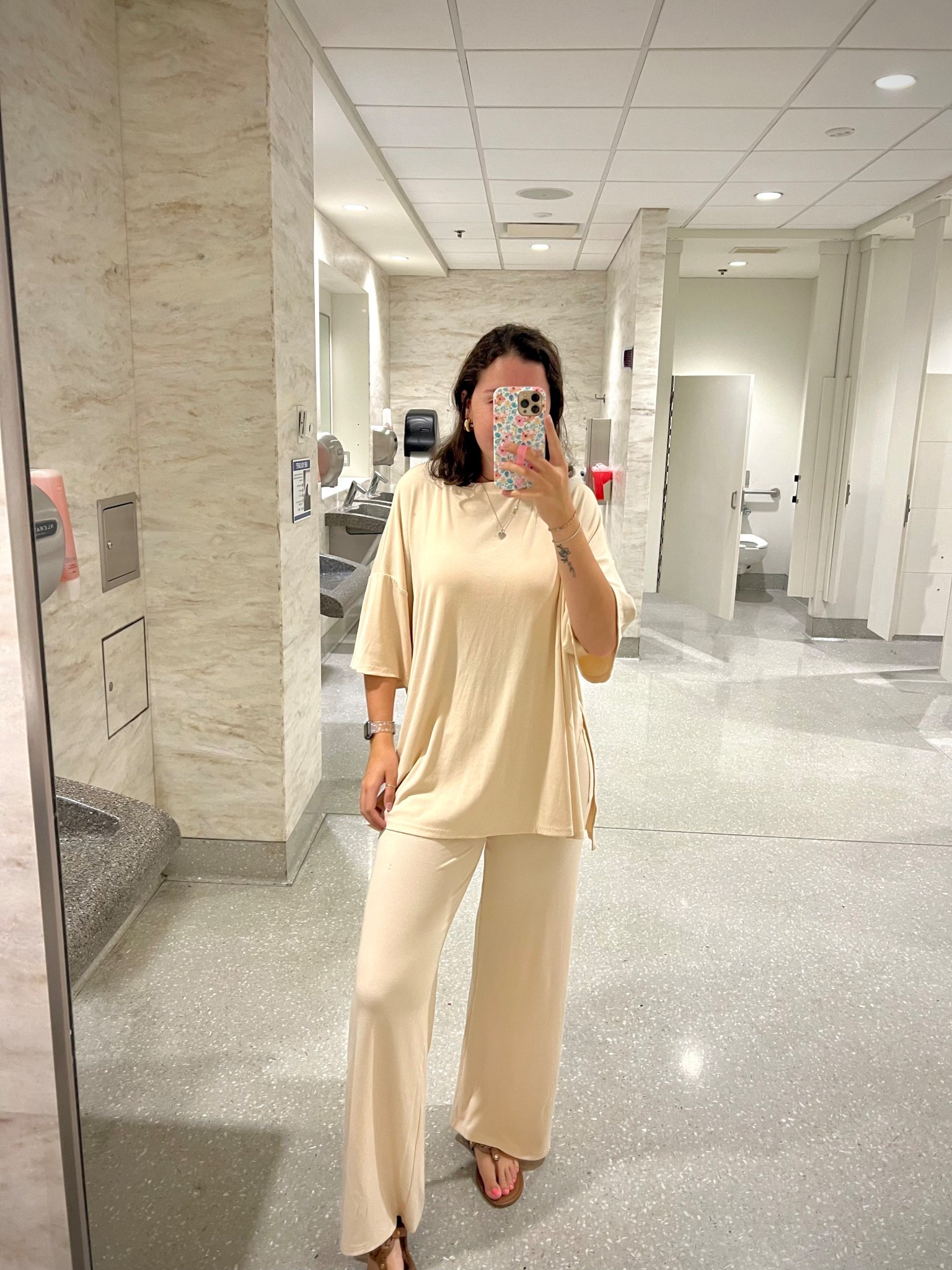 The comfiest travel fit ALWAYS 

#LTKU #LTKStyleTip #LTKBeauty