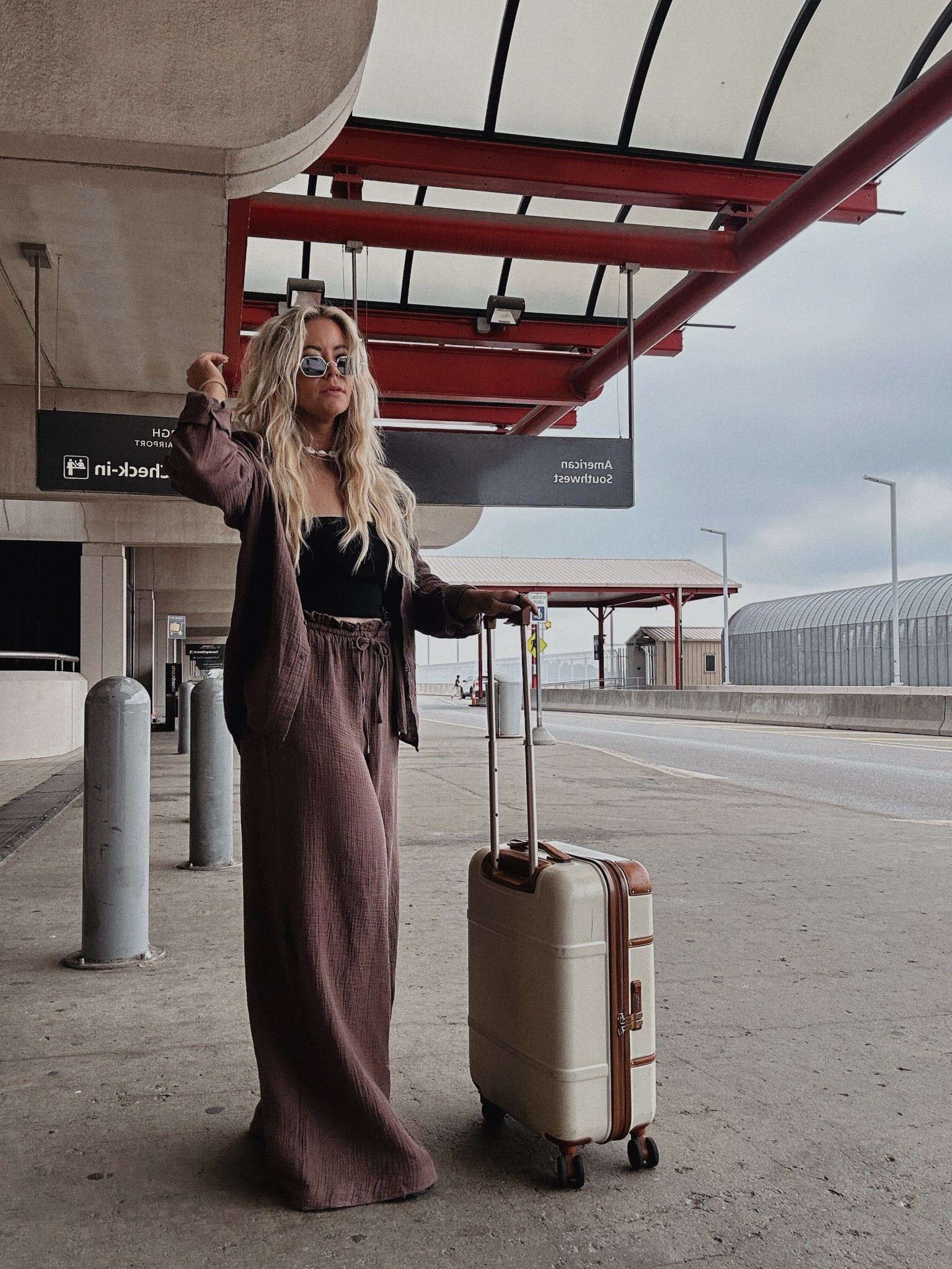 Airport style but make it ✨effortlessly elevated✨
This matching set is basically a chic version of pajamas—perfect for travel days when you want to look put together without sacrificing comfort.
Linked the full look + my go-to carry-on that fits everything (and turns heads 😎)

Tap to shop + follow me on the @shop.ltk app to keep up with all my outfit links 💼✈️
#LTKtravel #airportoutfit #travelstyle #matchingset #vacaymode #LTKfall #ltkfashion #ltkfinds #travelootd #styleontherun

#LTKSeasonal #LTKTravel #LTKFindsUnder100