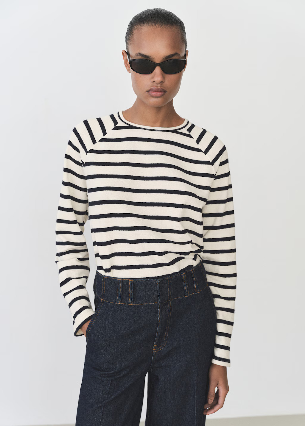 Sweat-shirt rayures col rond - Femme | MANGO France métropolitaine | Mango EU