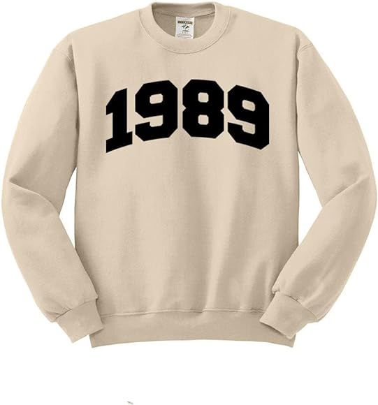 TeesAndTankYou College Style 1989 Sweatshirt Unisex | Amazon (US)