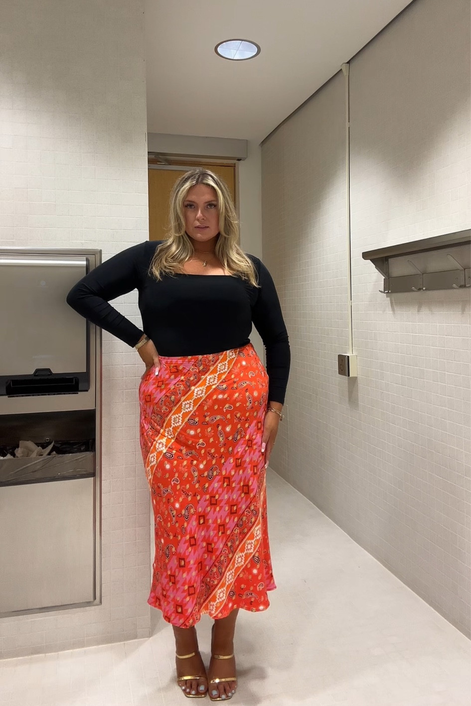 plus size midi skirt

#LTKstyletip #LTKplussize