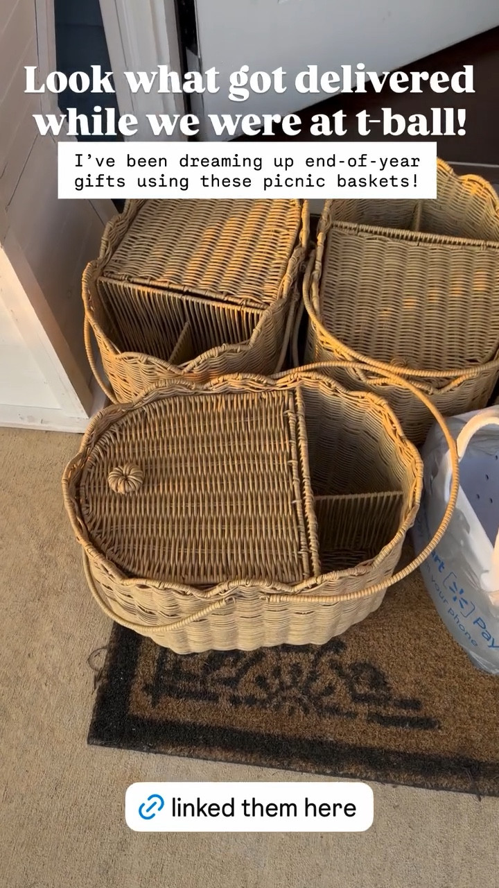 Look what got delivered while we were at t-ball! I’ve been dreaming up end-of-year gifts using these picnic baskets!