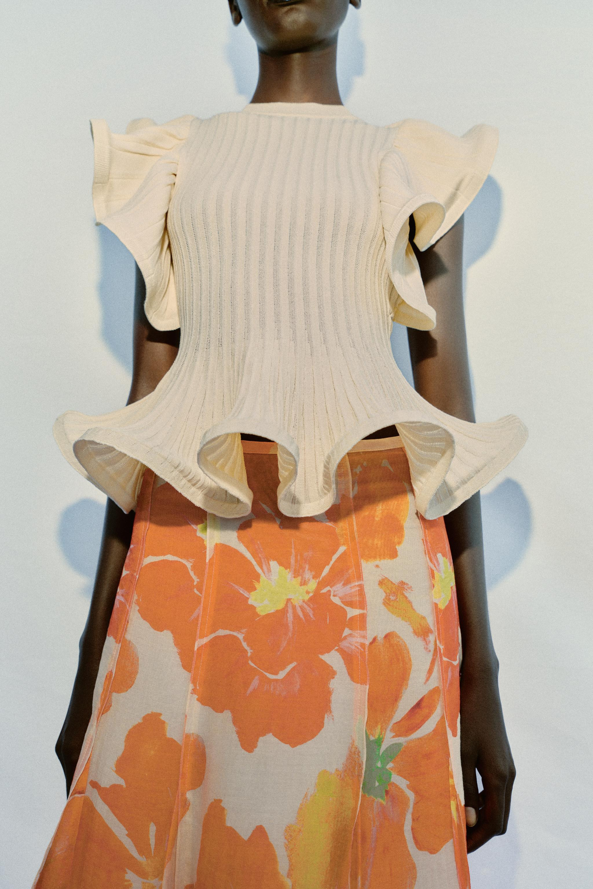 WAVY TRIM KNIT TOP | Zara Canada
