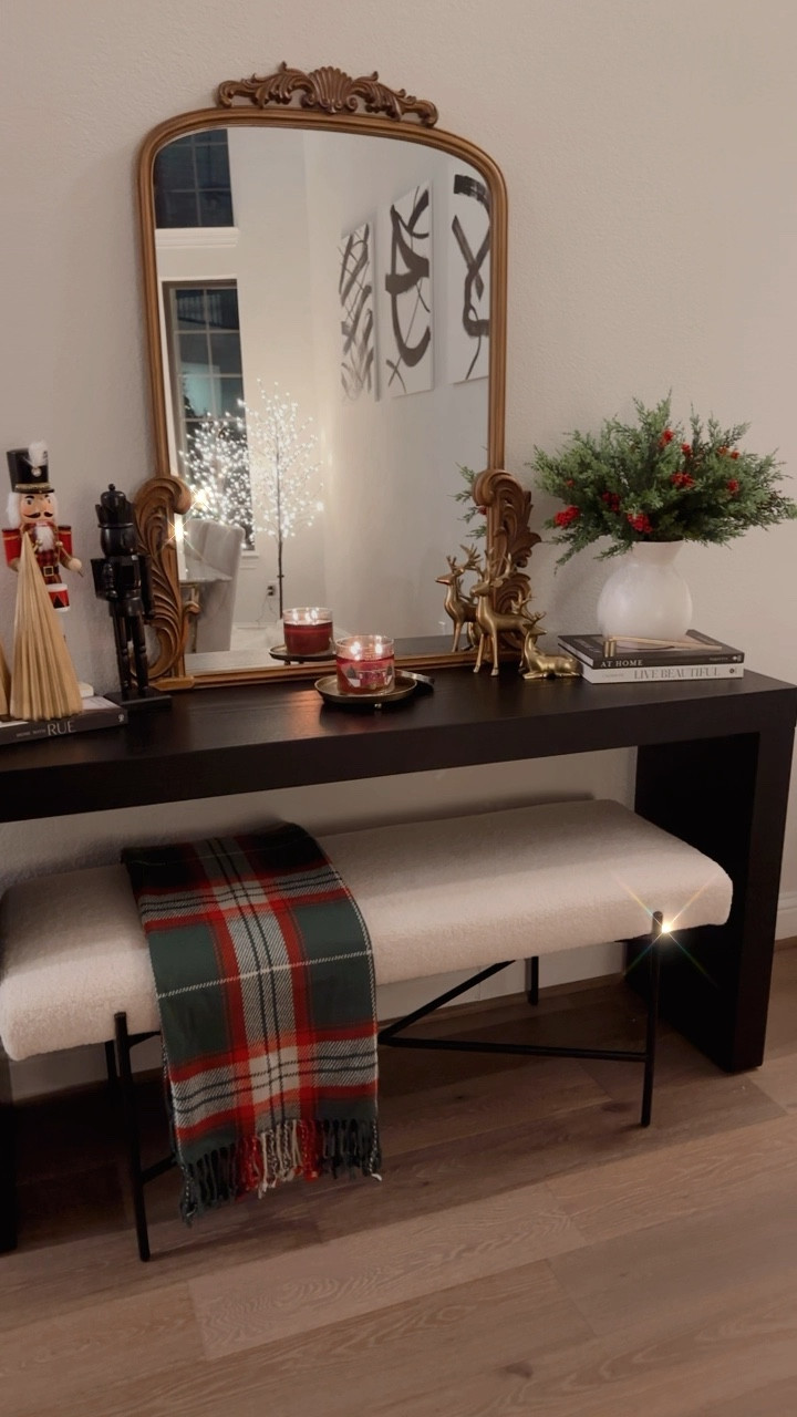 Added a few more details to our entryway holiday decor. 


#LTKhome #LTKSeasonal #LTKHoliday