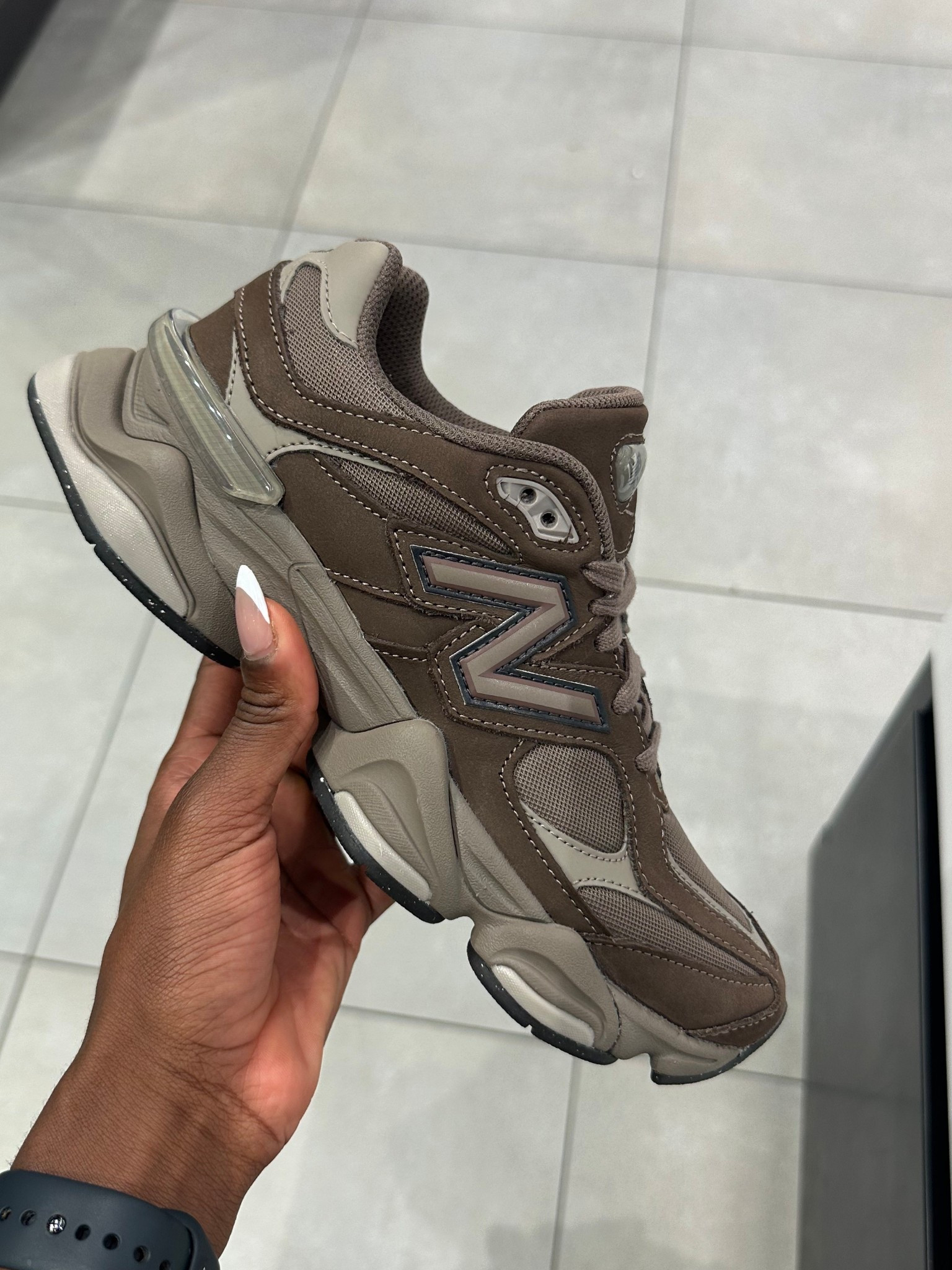 Love these 😍🤎


#ChristmasOOTD, #FestiveFashion, #HolidayStyle, #XmasLookbook, #WinterWardrobe, #CozyChic, #GlamDecember, #ChristmasGlam, #SparkleSeason, #VelvetVibes, #HolidayMakeup, #FestiveNails, #RedLipSeason, #ChristmasAccessories, #WinterGlowUp, #MerryAndStylish, #SleighTheSeason, #SantaBabyStyle, #TinselTrend, #SnowCute, #UnderTheMistletoeLook, #HotCocoaStyle, #JingleBellFit, #FrostyFashion, #DecemberDrobe, #FashionReels, #StyleInspo, #HolidayAesthetic, #ChristmasContent, #WinterFashionTrend

#LTKfestive #LTKautumn #LTKwinter