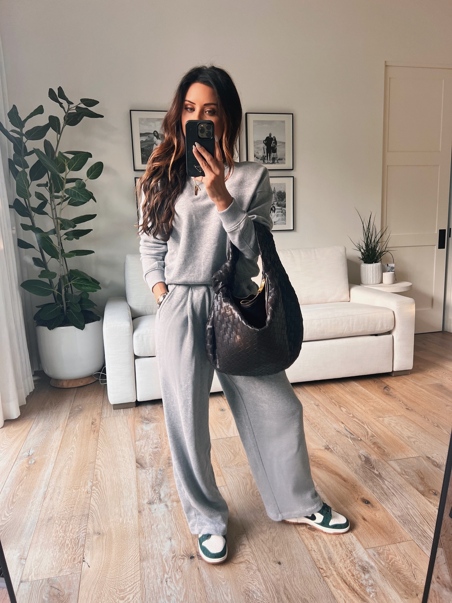 Love this comfy sweatsuit set and it’s pretty affordable too. Wearing an XS 

#LTKfindsunder100 #LTKstyletip #LTKover40