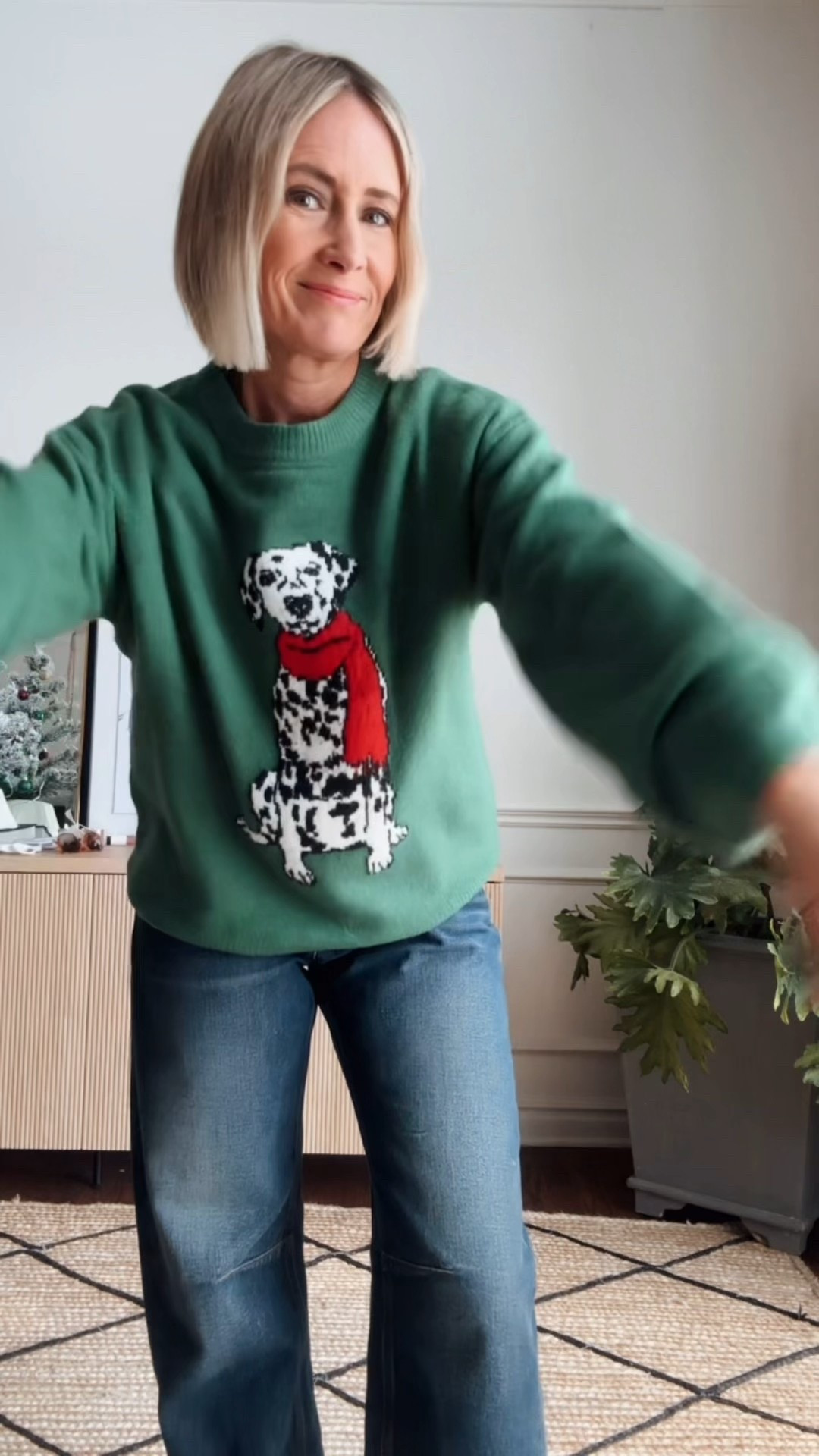 must love dogs

sweater in my true size xs


#LTKOver40 #LTKFindsUnder50 #LTKmomlife