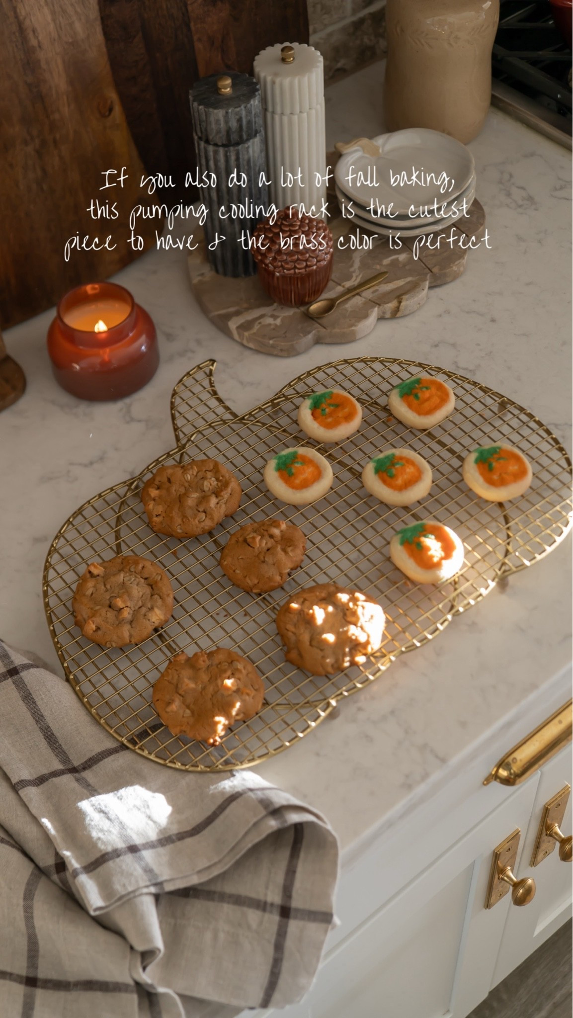 Cutest pumpkin cooling rack 🍂🤎

#LTKSeasonal #LTKHome #LTKSaleAlert