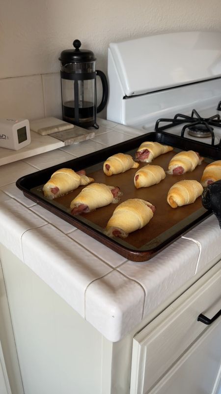 Picky eater meal idea!
These are seriously so good and super easy to make. They only take a few minutes!
Ingredients:
-crescent rolls
-hot dogs
-deli meat
-cheese
Cook for 10-15 min at 350 degrees

Baking this holiday season is so much easier with these silicone baking sheets from Amazon, and these heat resistant oven mitts are so good, a great gift for this this holiday season 

#LTKHoliday #LTKfindsunder50 #LTKhome
