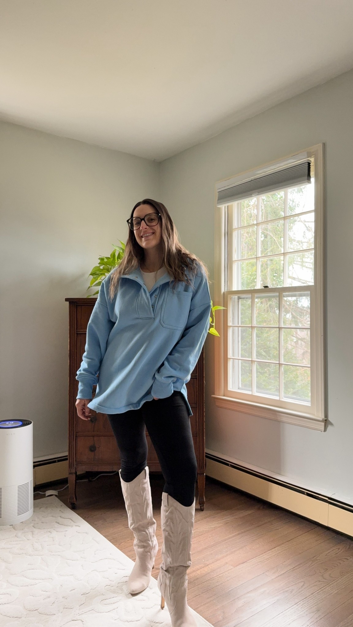 It’s sweatshirt, legging and boot season… for reals this year! 
-
Shop these looks here:
-


#LTKootd #LTKSeasonal #LTKmomlife