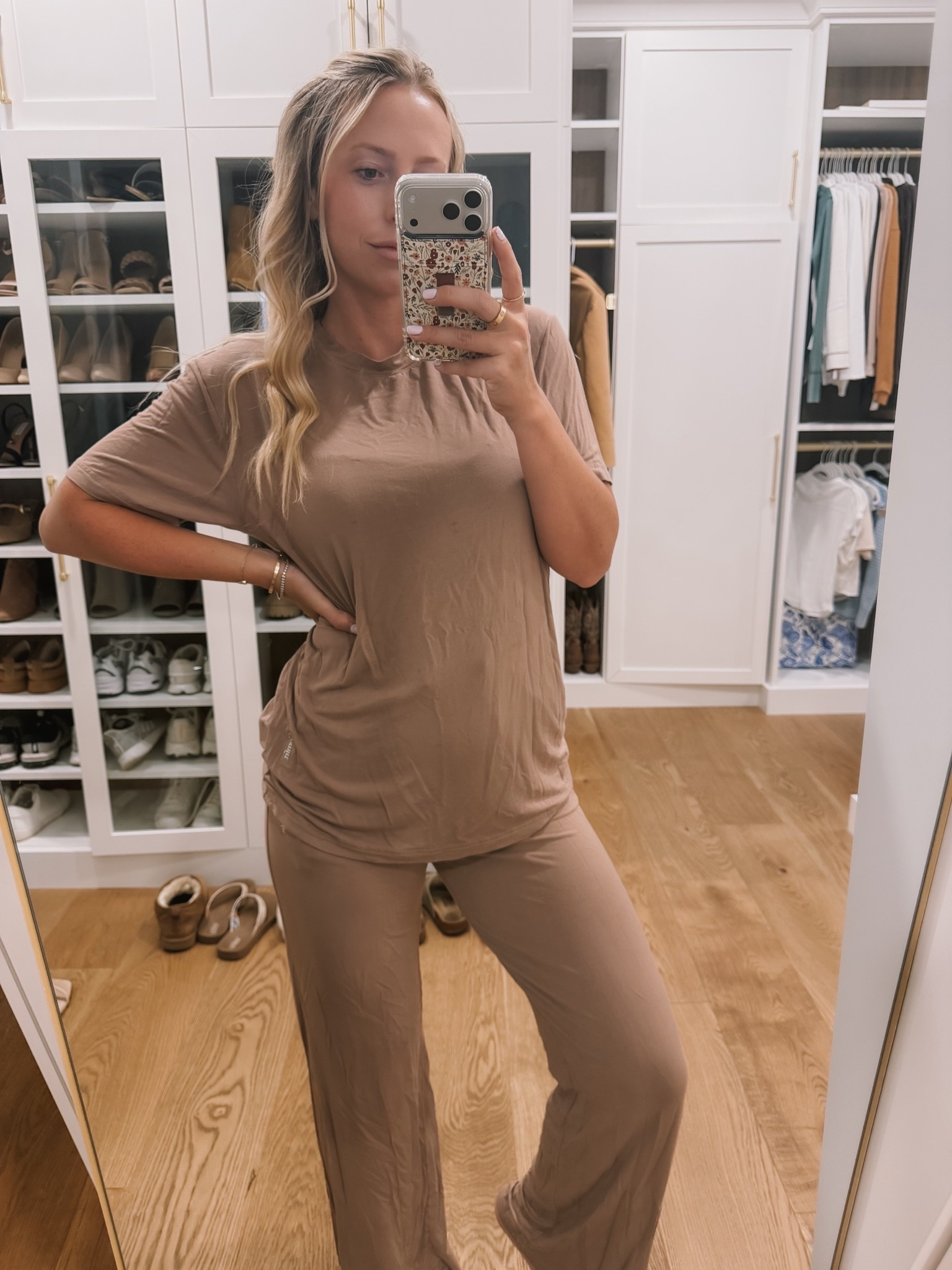 This set from Comfrt is the perfect set for a lazy Sunday afternoon ✨

#LTKmomlife #LTKdayinmylife #LTKPetite