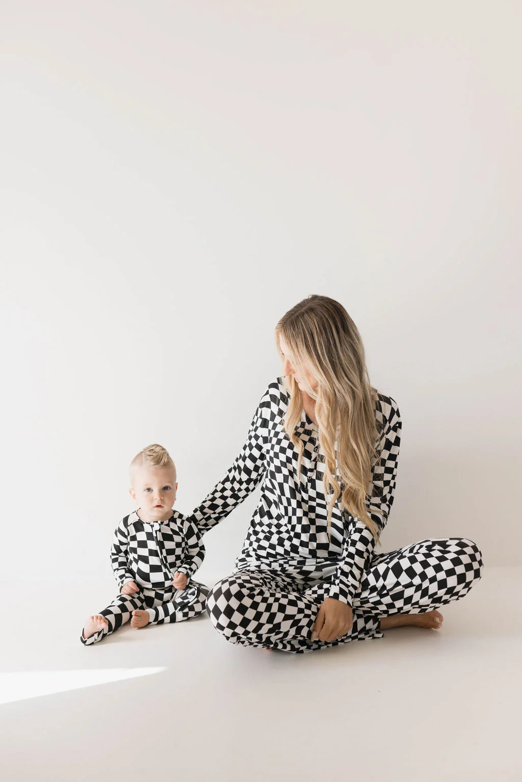 Bamboo Zip Pajamas | Black & White Wavy Checkerboard | Forever French