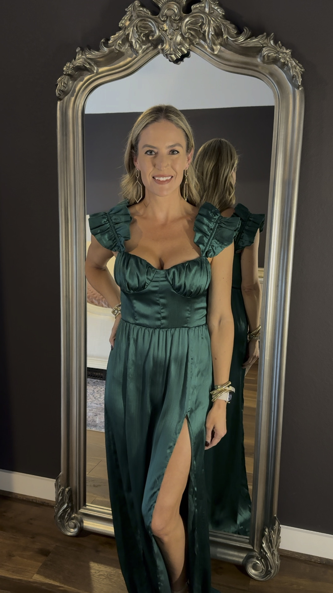 Holiday Dress ✨ 

Beautiful dress is picture perfect for any holiday gala or wedding guest dress or formal holiday cards. I size up to a small in the Hello Molly brand for most of their dresses.

#everypiecefits

Formal wedding
Wedding guest dress
Gala dress
Formal dress 
Holiday event 
Holiday party 
Christmas party 
Holiday card 
Christmas card

#LTKParties #LTKWatchNow #LTKHoliday