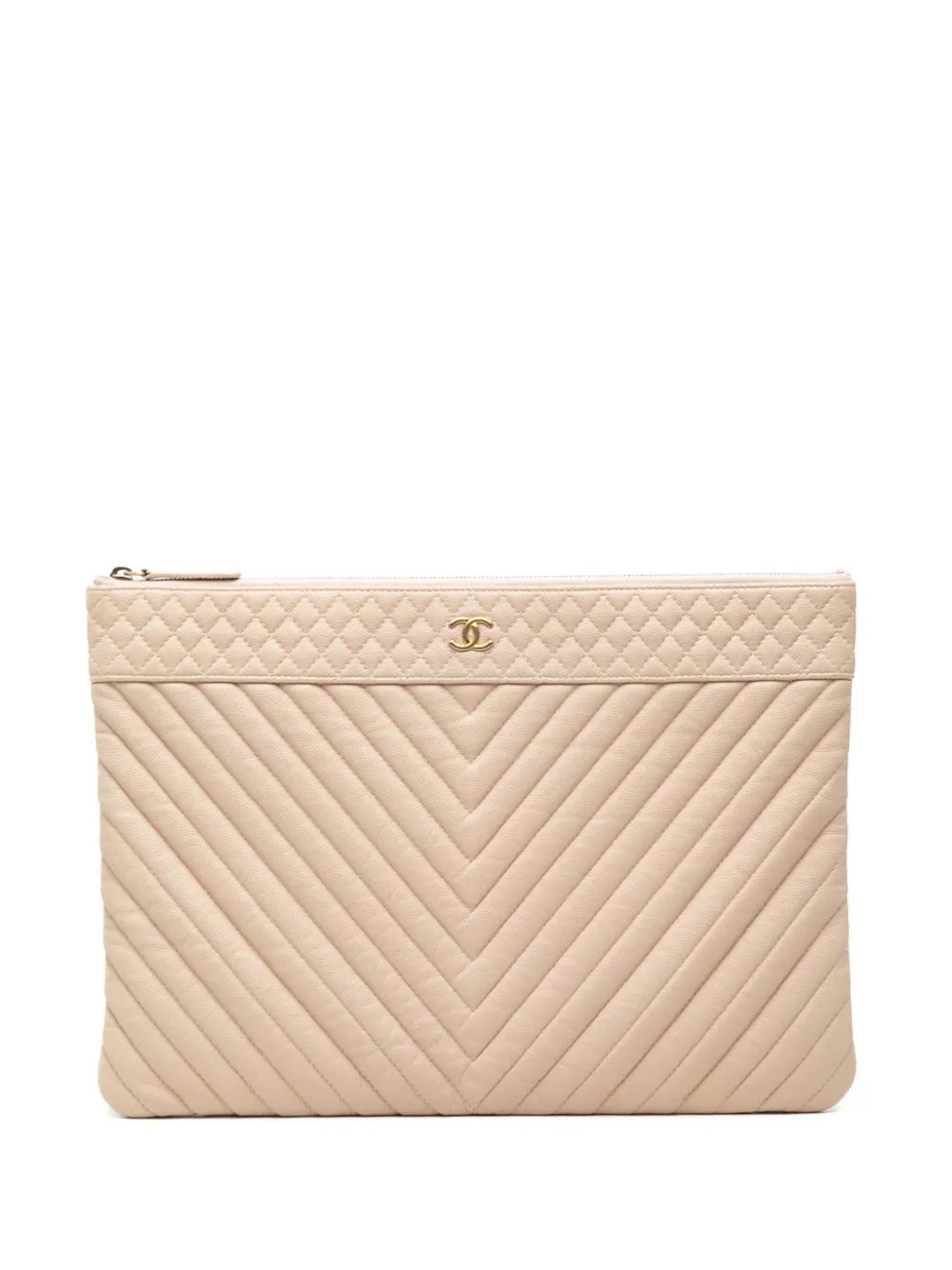 CHANEL Pre-Owned 2017-2018 Large Chevron Caviar O Case clutch bag - Neutrals | Farfetch Global