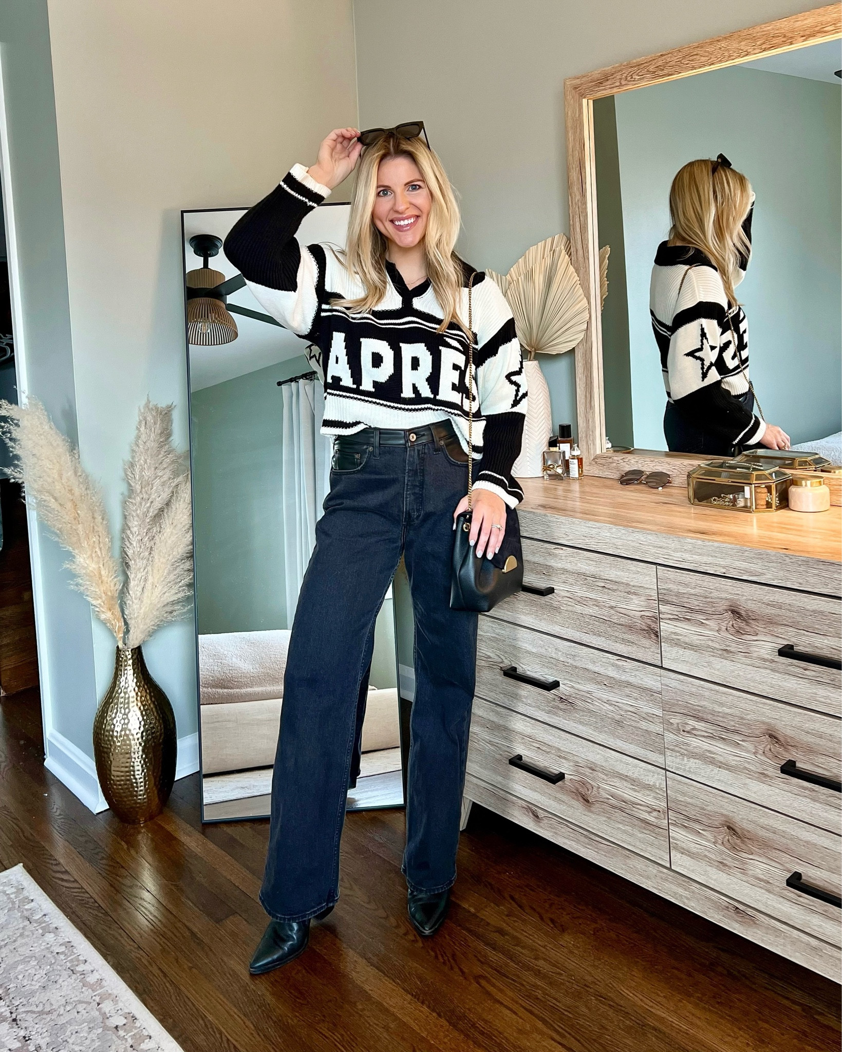 day 2/5: sweater styling 🧸

#sweaterweather #apresski #asos #abercrombiestyle #monochromatic