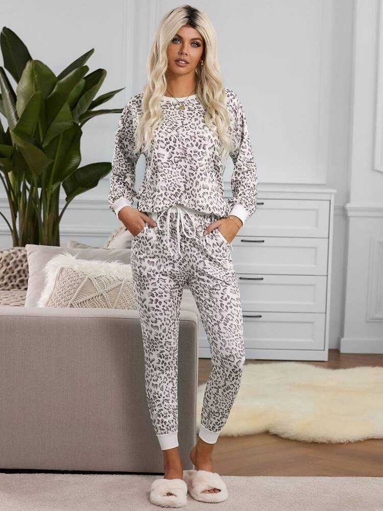Leopard Split Hem Sweatshirt With Joggers | SHEIN
