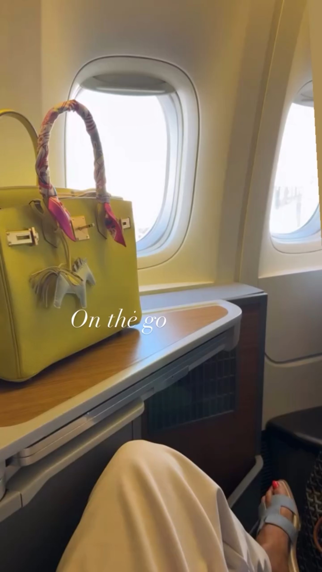 Let’s go to the beach!!! 💗 

Travel day, Travel outfit, Hermes Birkin, Lime Birkin, Twilly, Pink Twilly, Emily Ann Gemma

#LTKTravel #LTKmomlife #LTKvlog