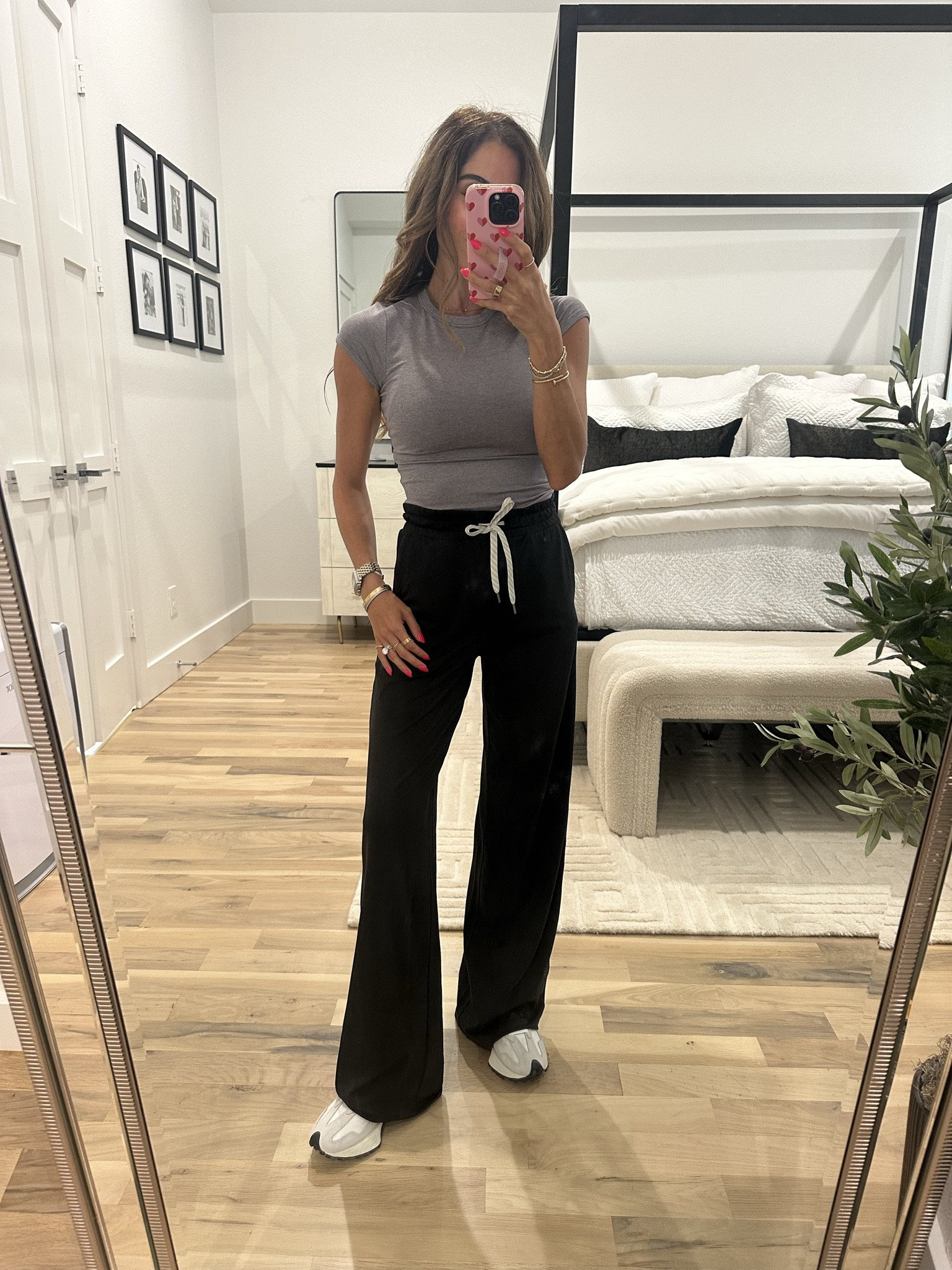 Wide leg pants size xxs tee xs

#LTKootd #LTKSaleAlert #LTKActive