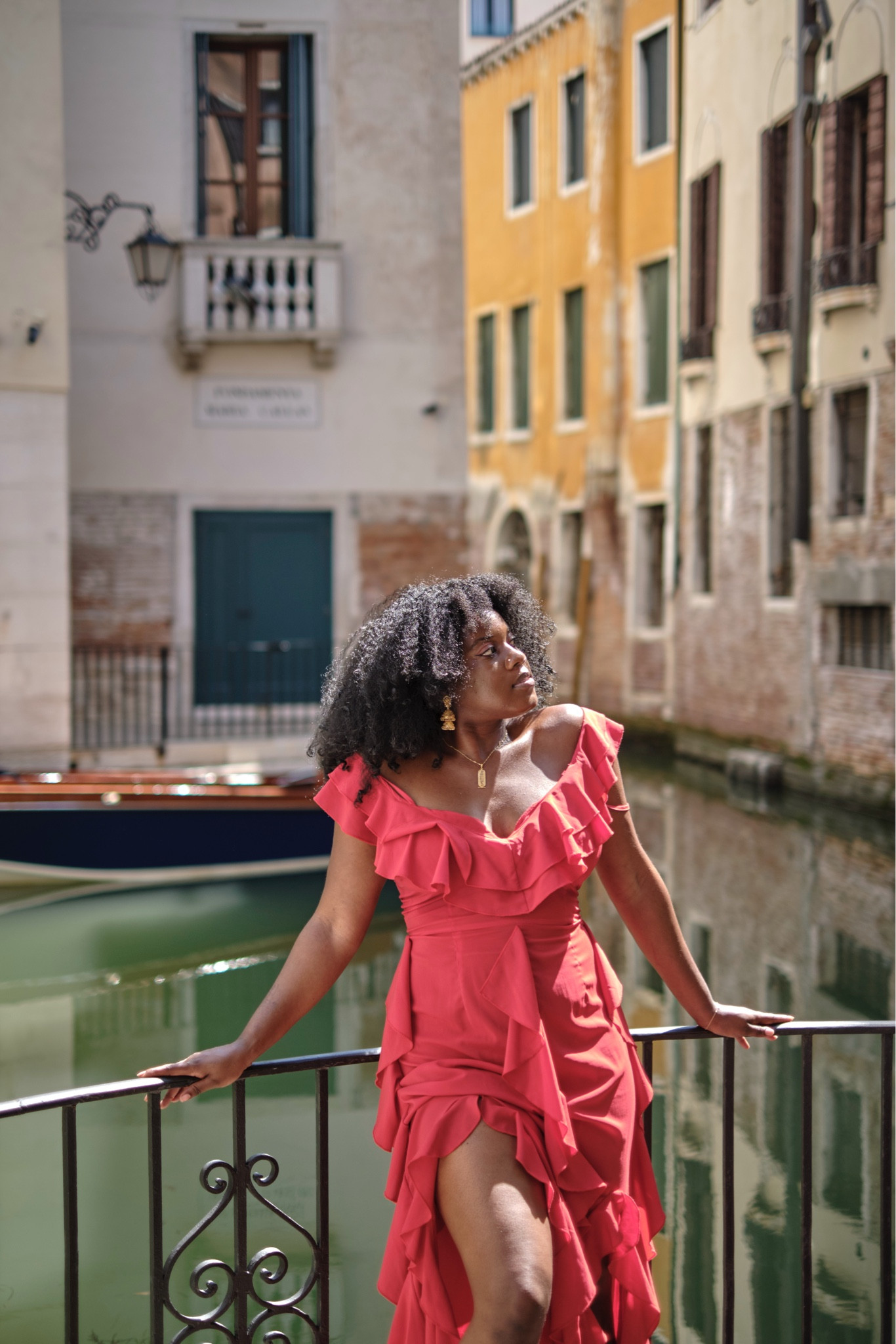 Lady in Red
📍 Venice, Italy #summerineurope #what to wear in Italy 

#LTKStyleTip #LTKTravel #LTKSeasonal