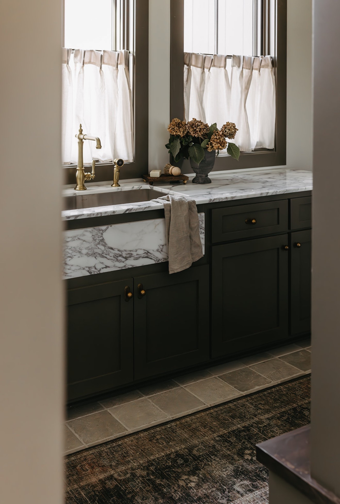 Chapter XIX - Street of Dreams 
Mudroom 
Cafe curtains 
Washable rug
Faucet
Cabinet hardware



#LTKHome #LTKStyleTip #LTKFindsUnder50