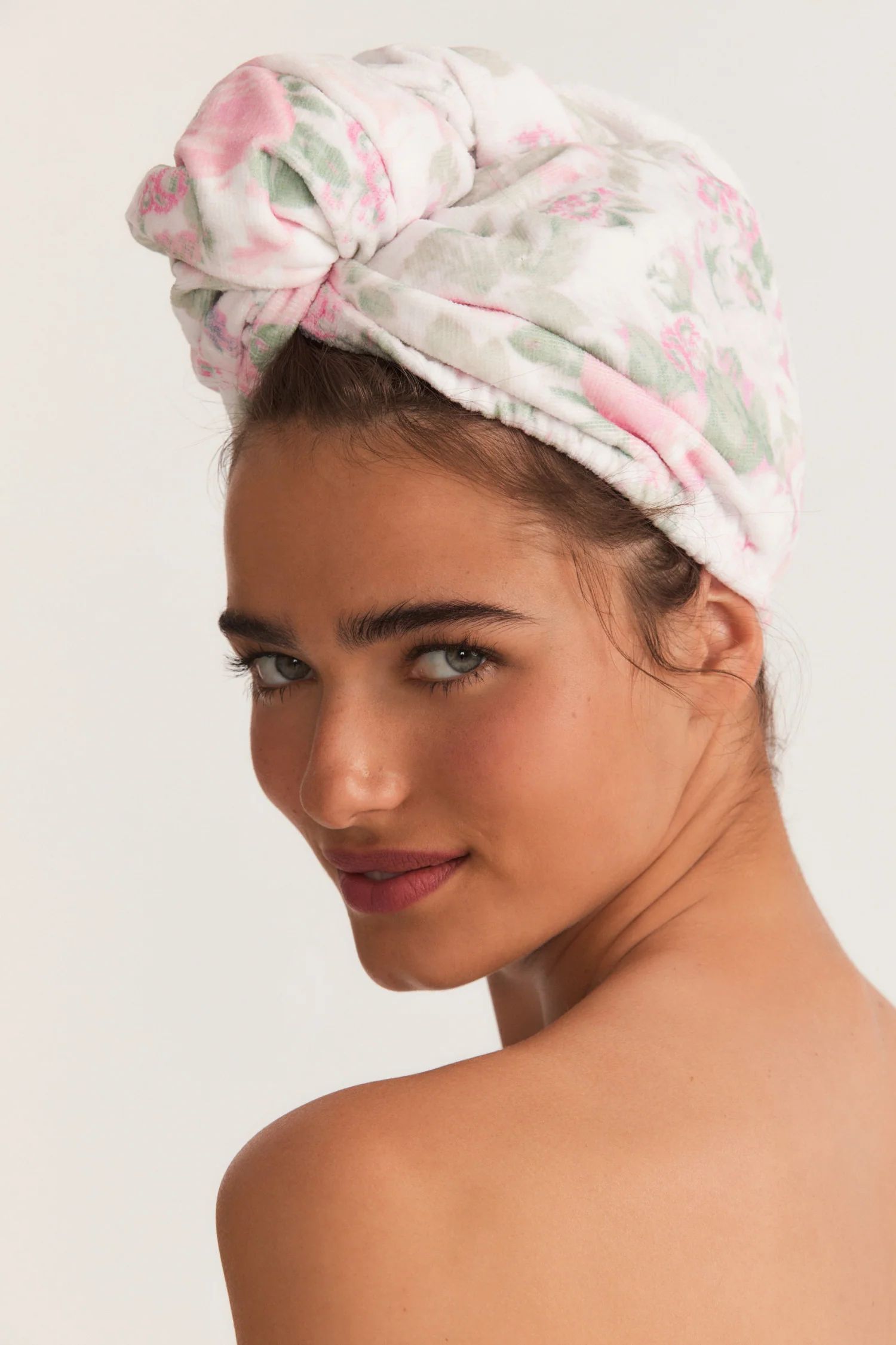 Palm Beach Rose Hair Towel | LOVESHACKFANCY