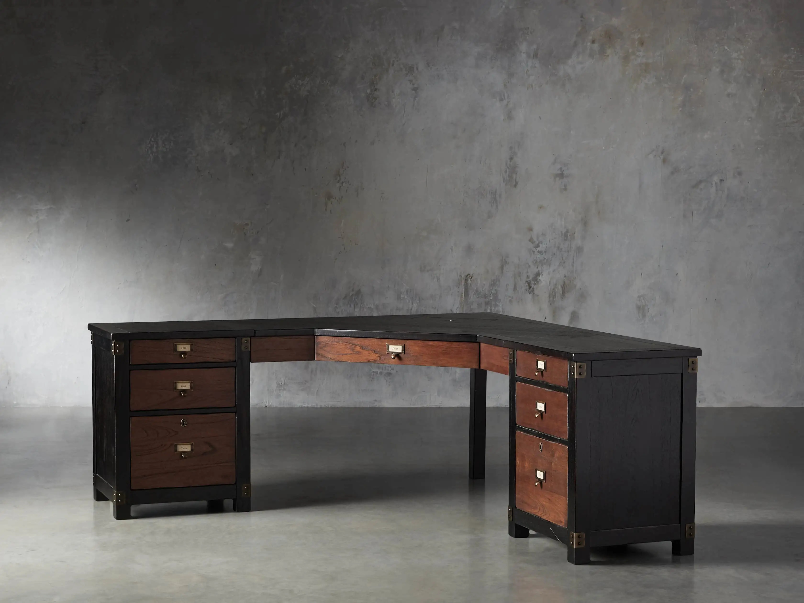 Telegraph Corner Desk | Arhaus