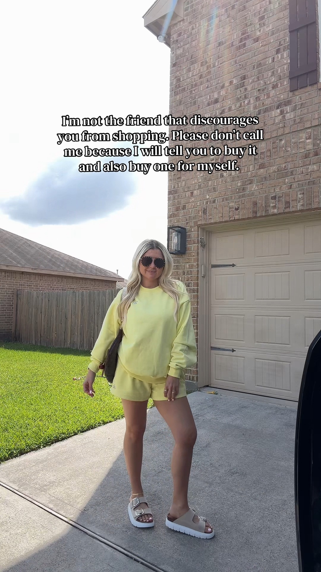 OOTD 
Alo set small
Sandals tts

#LTKootd