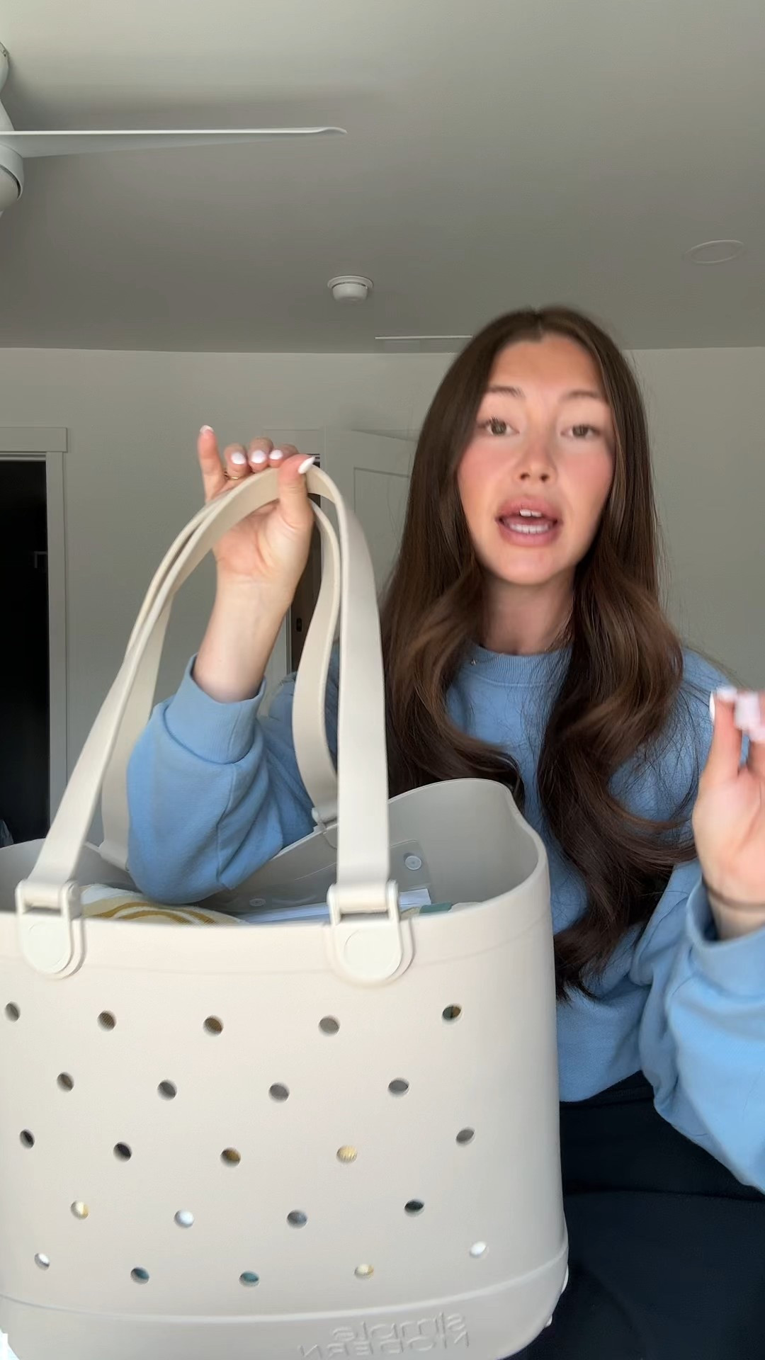 Simple modern beach/pool tote!