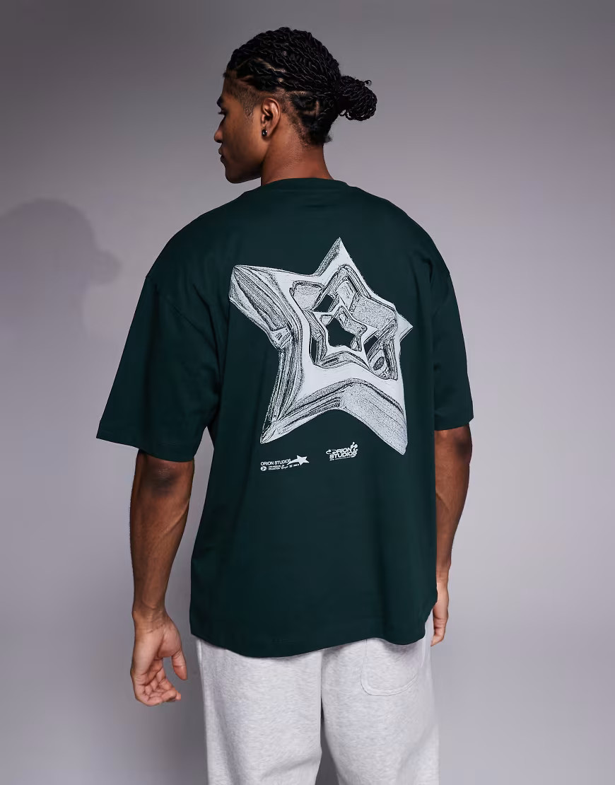 ASOS DESIGN oversized T-shirt with star graphic in dark green | ASOS (Global)