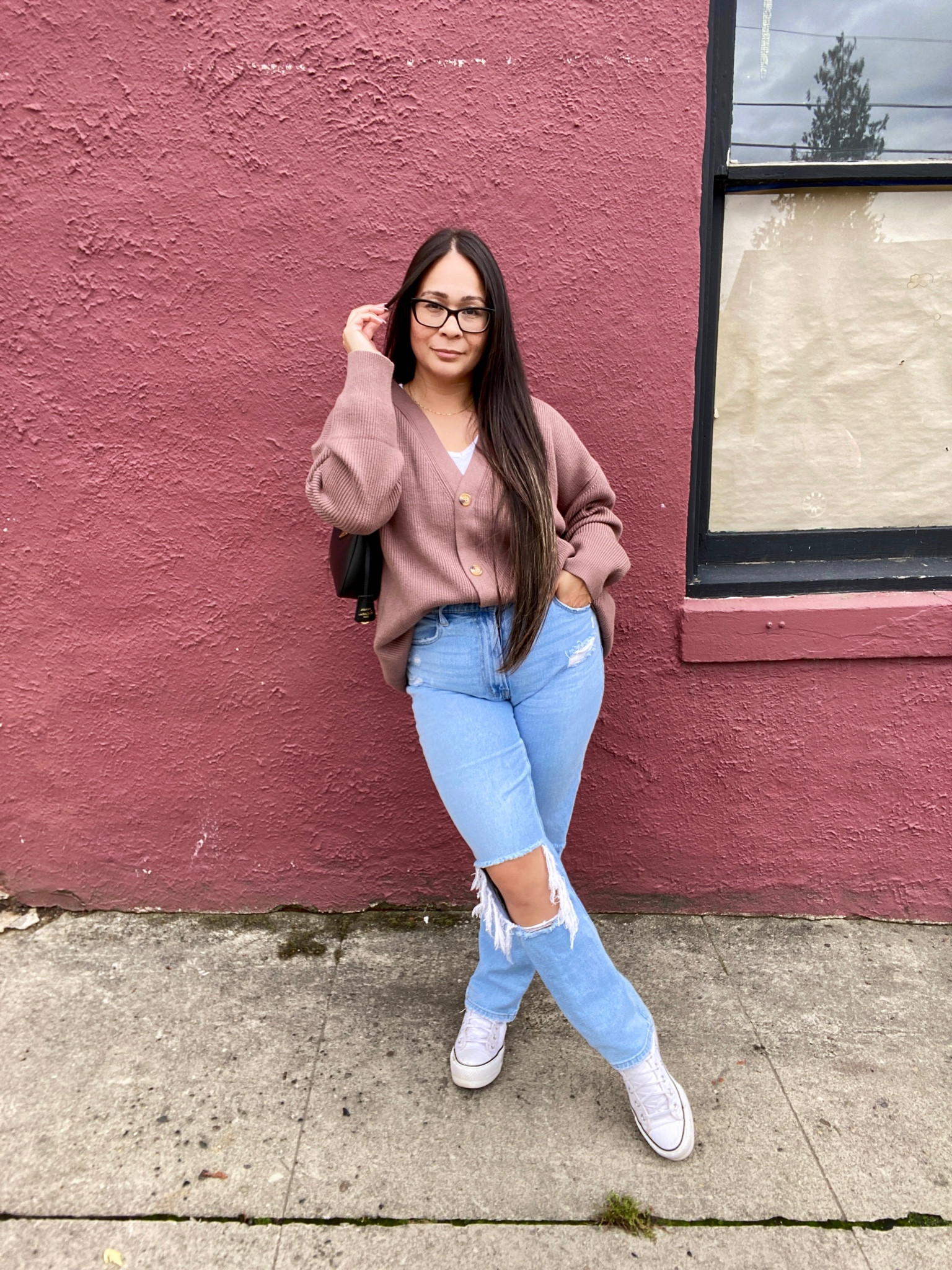 Casual fall look

Cardigan is on sale right now. Take 30% off. Wearing a size large, it’s definitely oversized.

Amazon | amazon sale | fall outfit | fall ootd | ootd | fall look | fall fashion | causal ootd | sale | sale alert | amazon prime | 


#LTKSeasonal #LTKsalealert #LTKxPrime