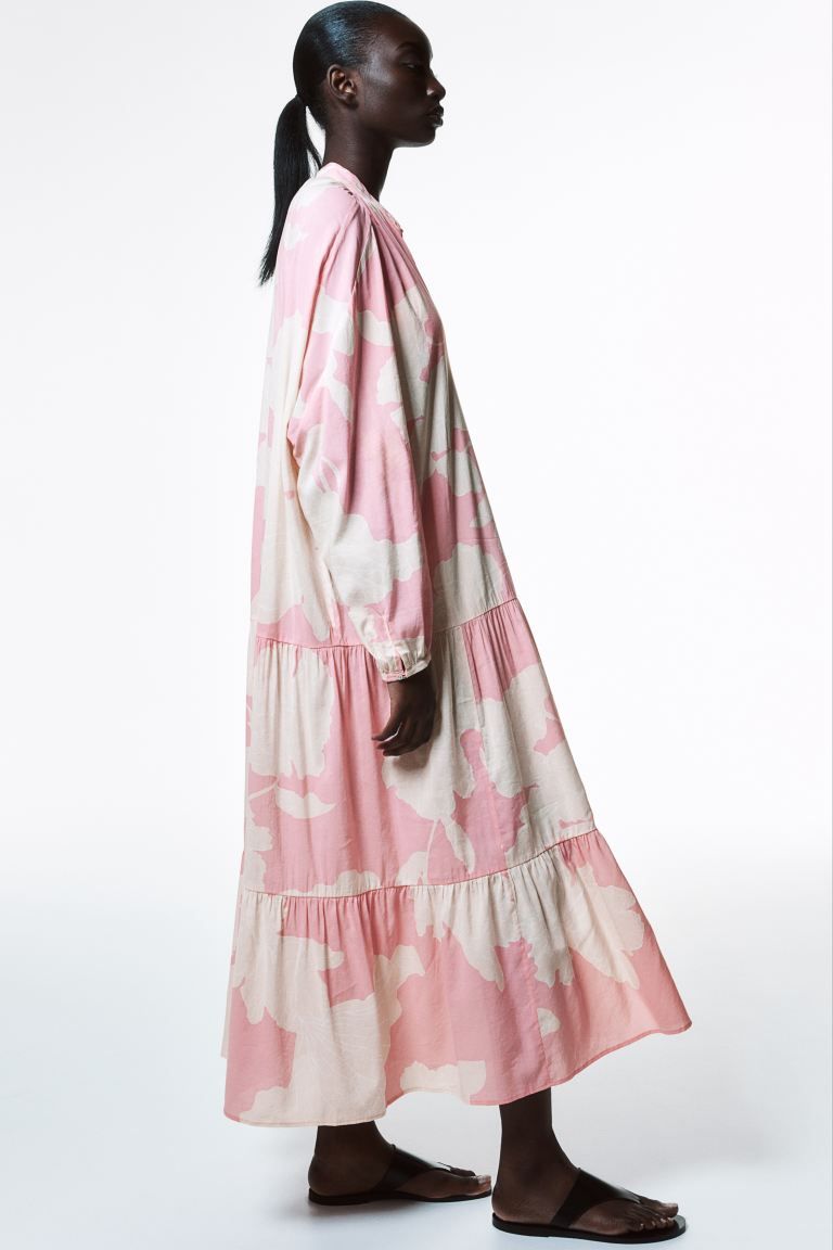 Tiered Maxi Dress - Light pink/floral - Ladies | H&M US | H&M (US + CA)