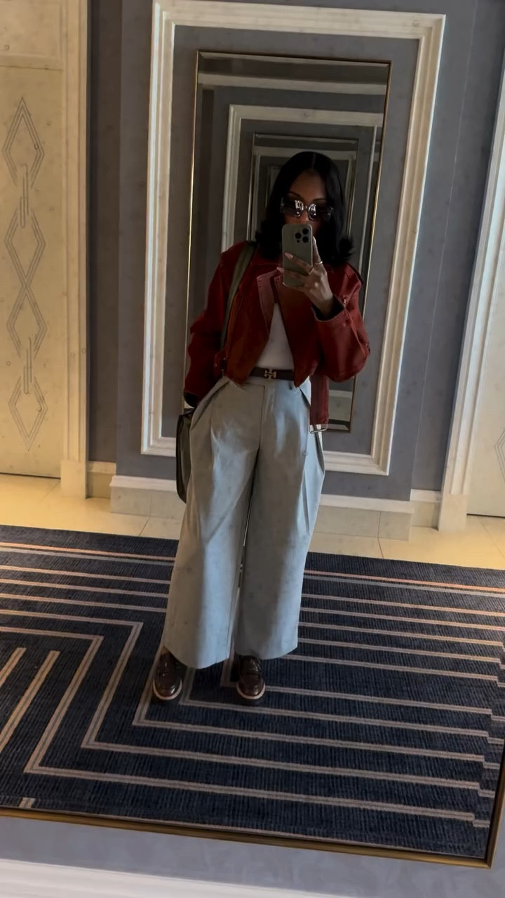 Onward & upward ✨

#fashionpreneur #fashion #elevatedcasual #ootd #fashionista #styleinspo #lifestyle #fyp #fashion #outﬁtinspo #datenightoutfit #ootnfashion #whatiwore #fashiongirlie #ootn #grwm
#affordablefashion #ltkfashion

#LTKPetite #LTKFindsUnder100 #LTKWorkwear