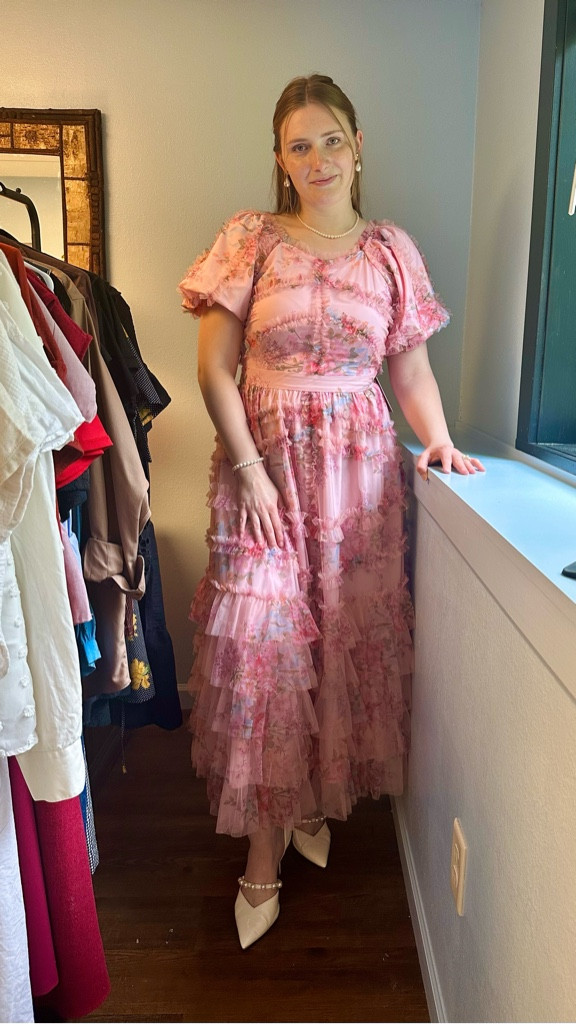 Wanna dress like Esther in 2025? Here ya go 💁🏼‍♀️

#LtkIvyCity #LTKfloraldress #LTKBiblecharacters #LTKgardenparty