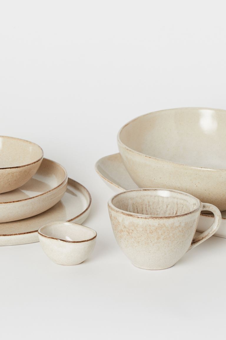 Large Stoneware Serving Dish | H&M (US + CA)