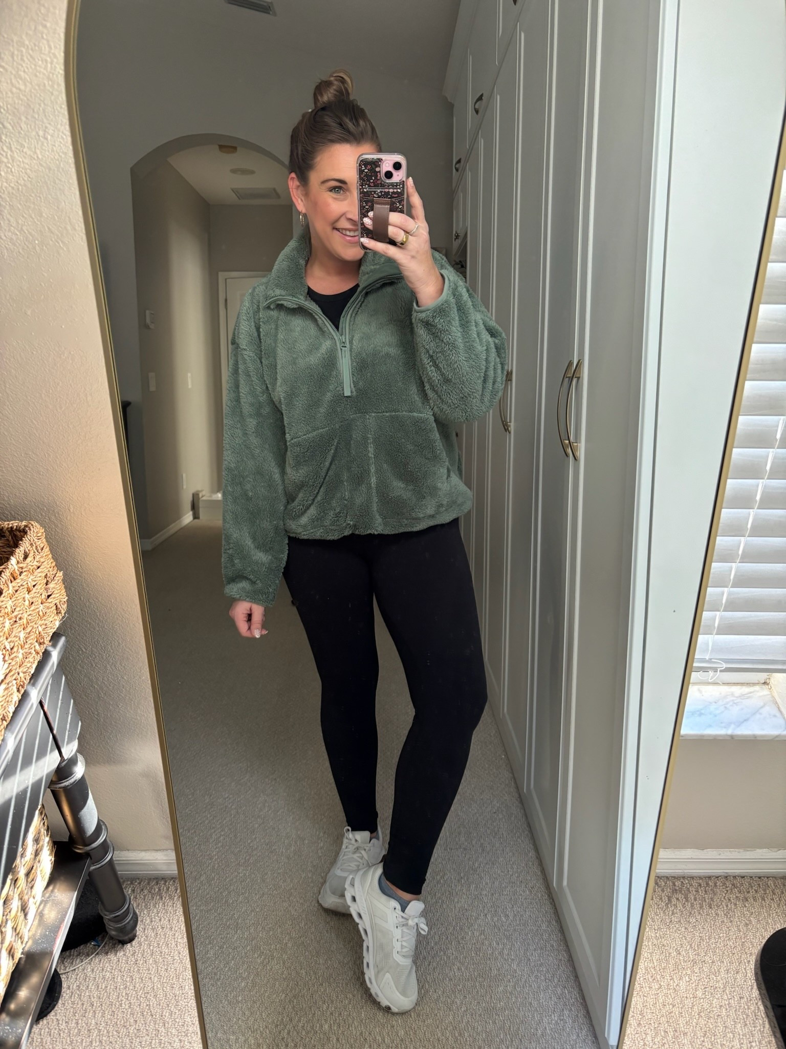 These Sherpa pullovers are a must have!!! They are my go to tops with some leggings!😍😍

#LTKSeasonal #LTKFindsUnder50 #LTKSaleAlert