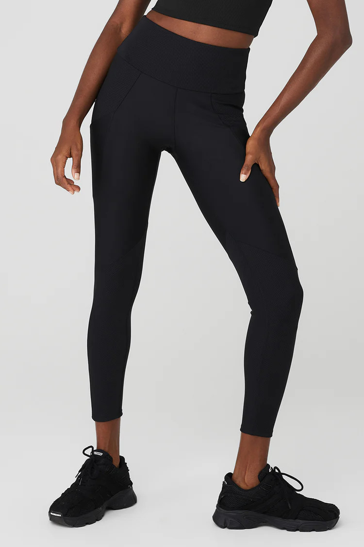 Ribbed Airlift High-Waist 7/8 Enchanted Legging | Alo Yoga (US)