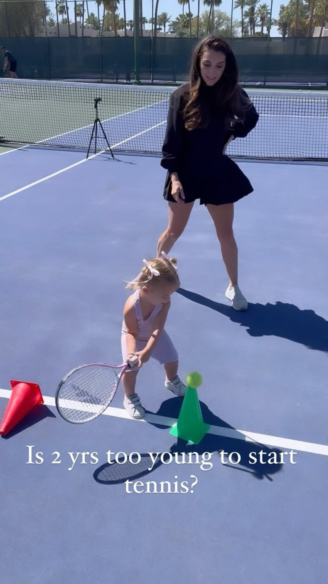 We started both of our girls at age 2 with a 17 inch racket and with two hands for forehands and backhands. As they grow strength & confidence, we switch to one hand on the forehand 🎾