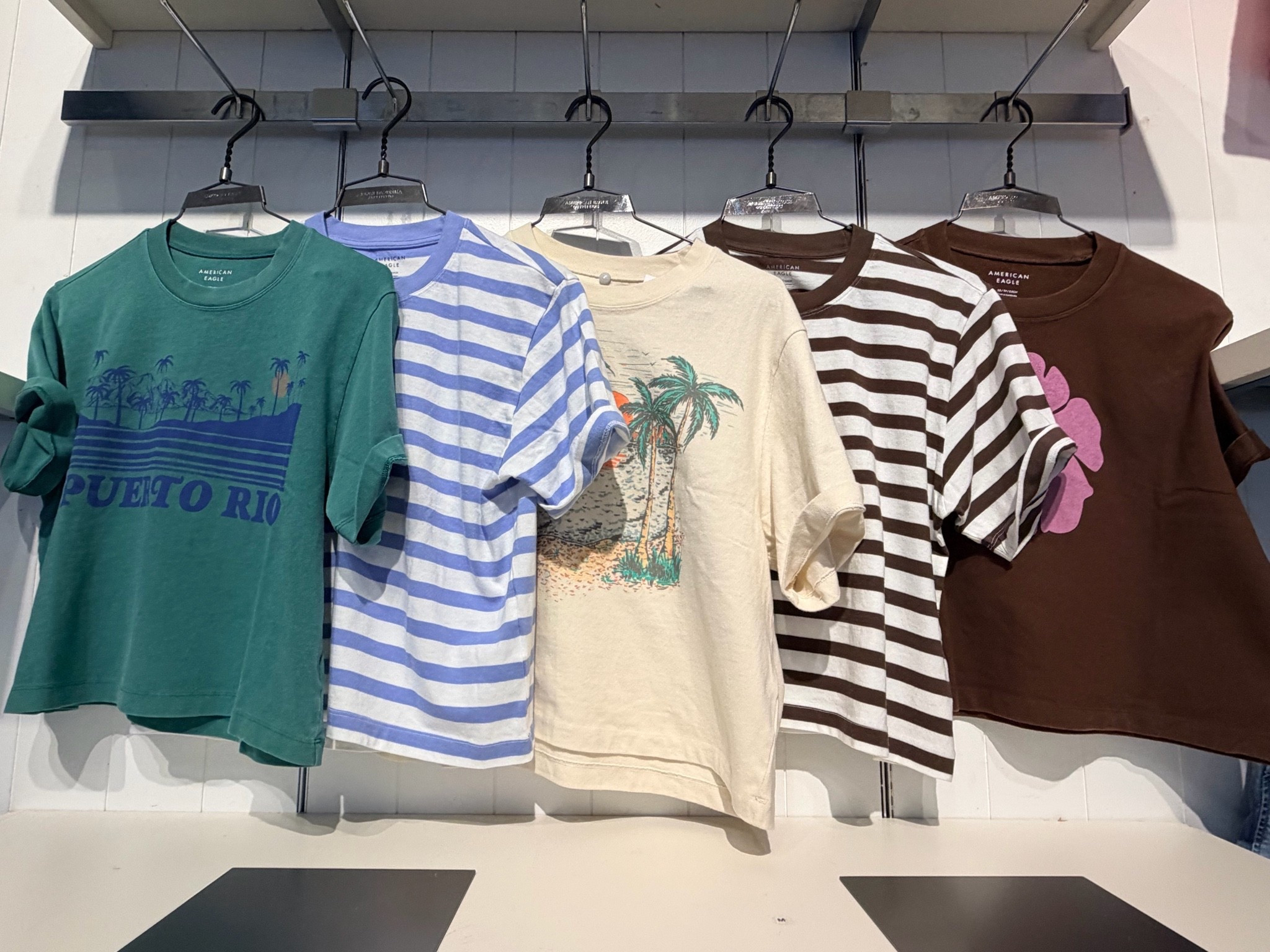Such cute kinda crop tees for the summer

#LTKSeasonal #LTKMidsize #LTKSaleAlert