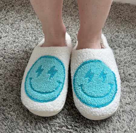 Love my new retro fuzzy face slippers ⚡️ 

#LTKfindsunder50 #LTKshoecrush #LTKhome